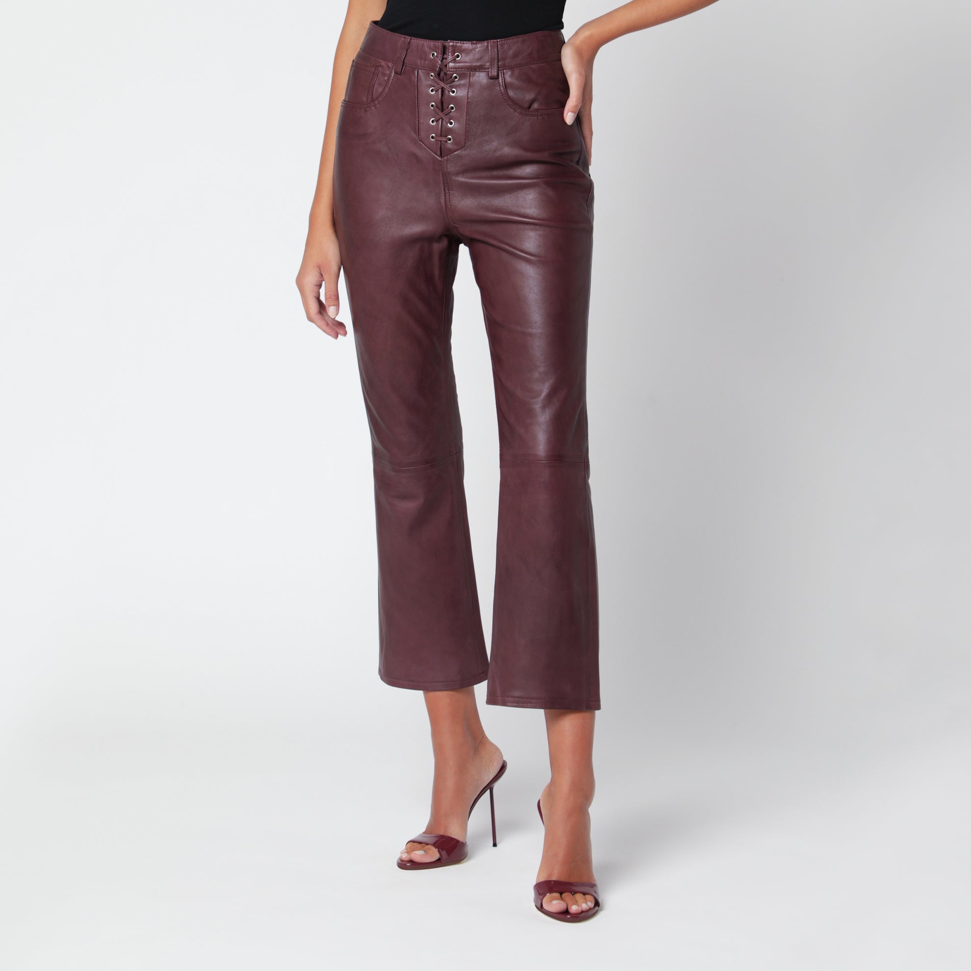 pantalon capri évasé en cuir marron