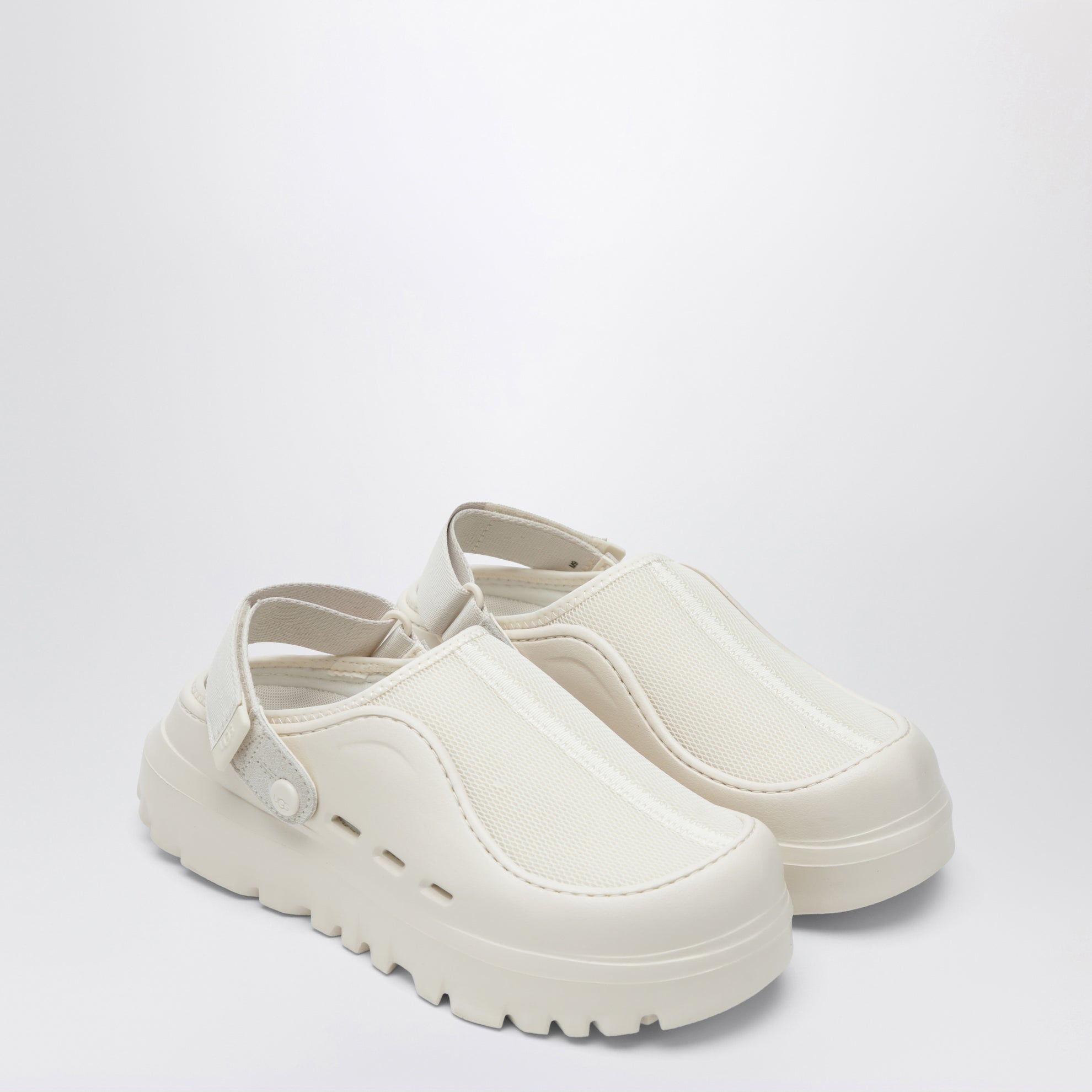 Men's PeakMod mesh clogs in white