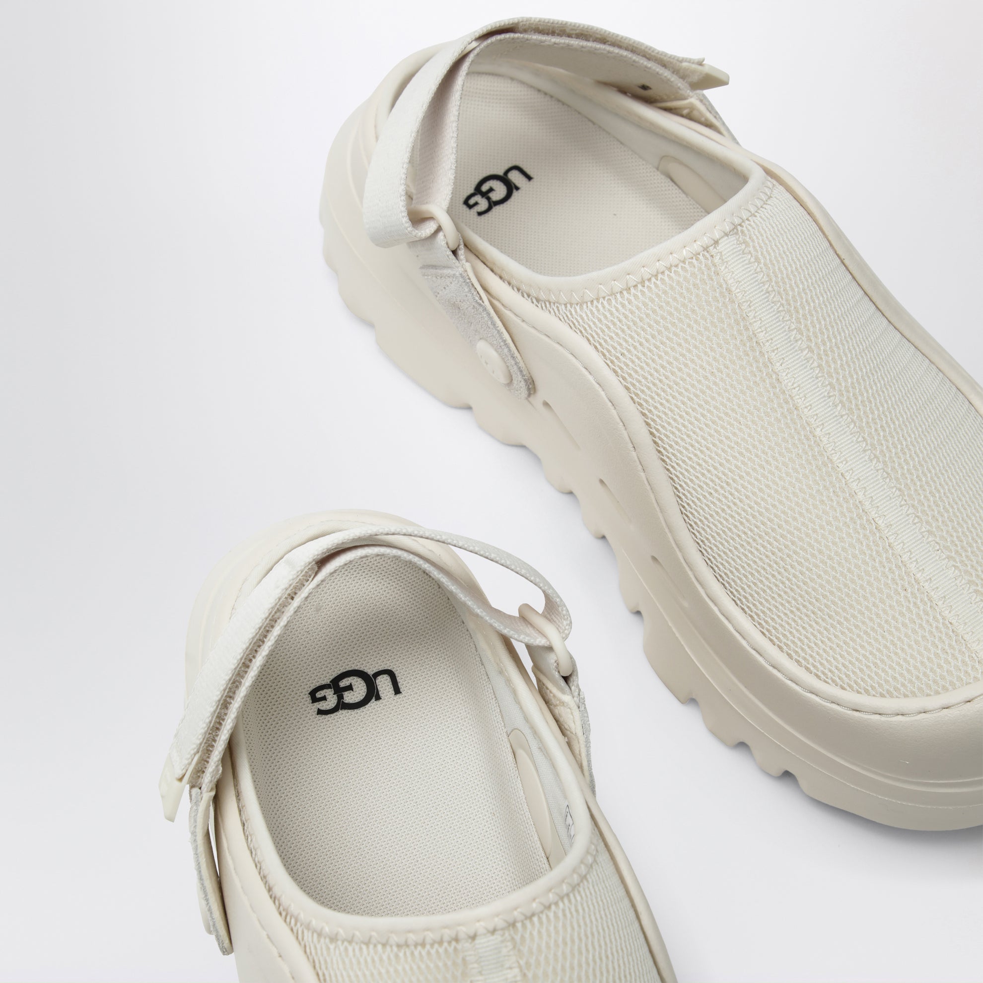 Men's PeakMod mesh clogs in white