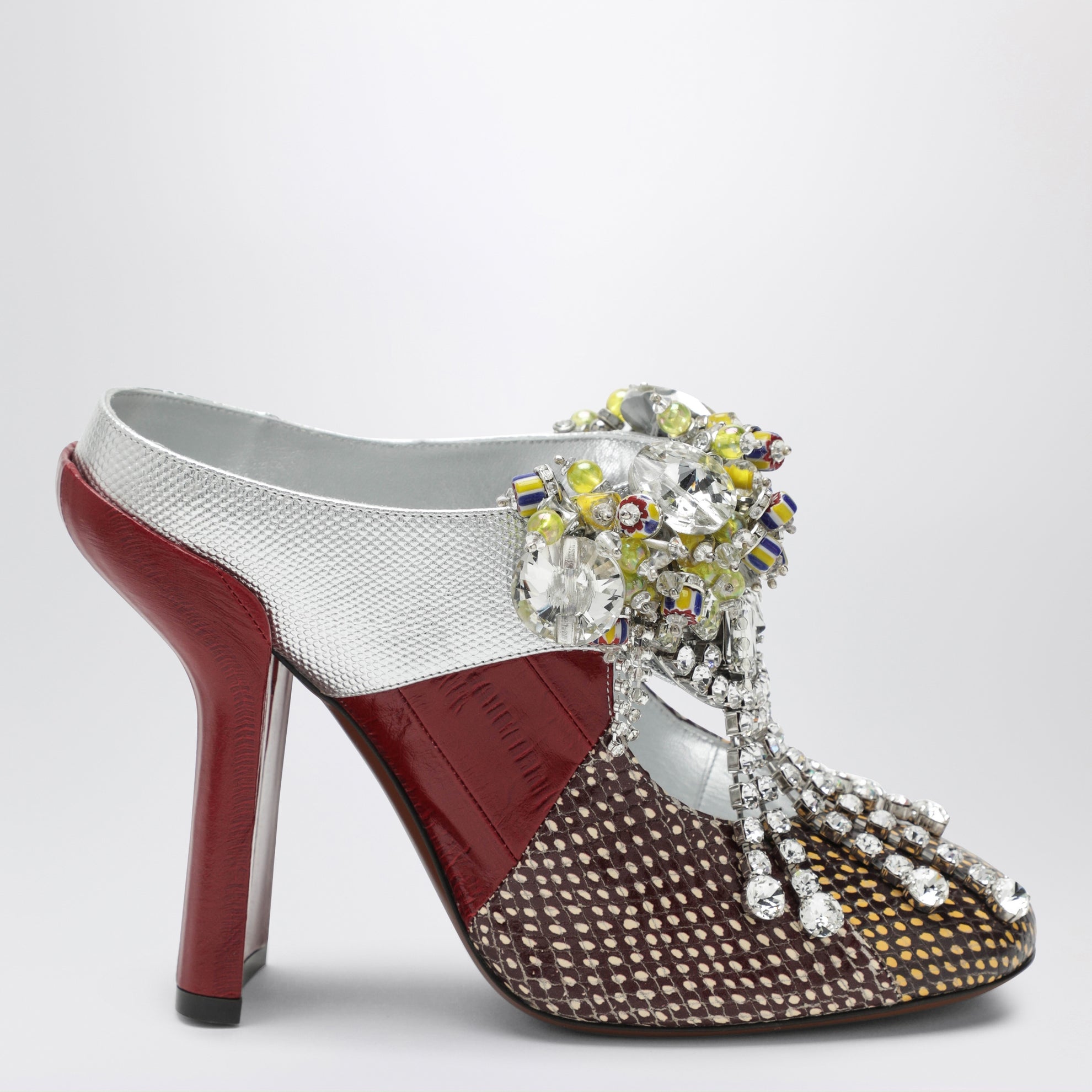 Mules patchwork in pelle con decorazione