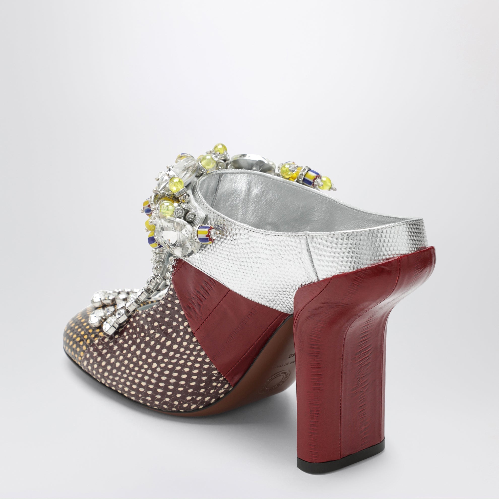 Mules patchwork in pelle con decorazione