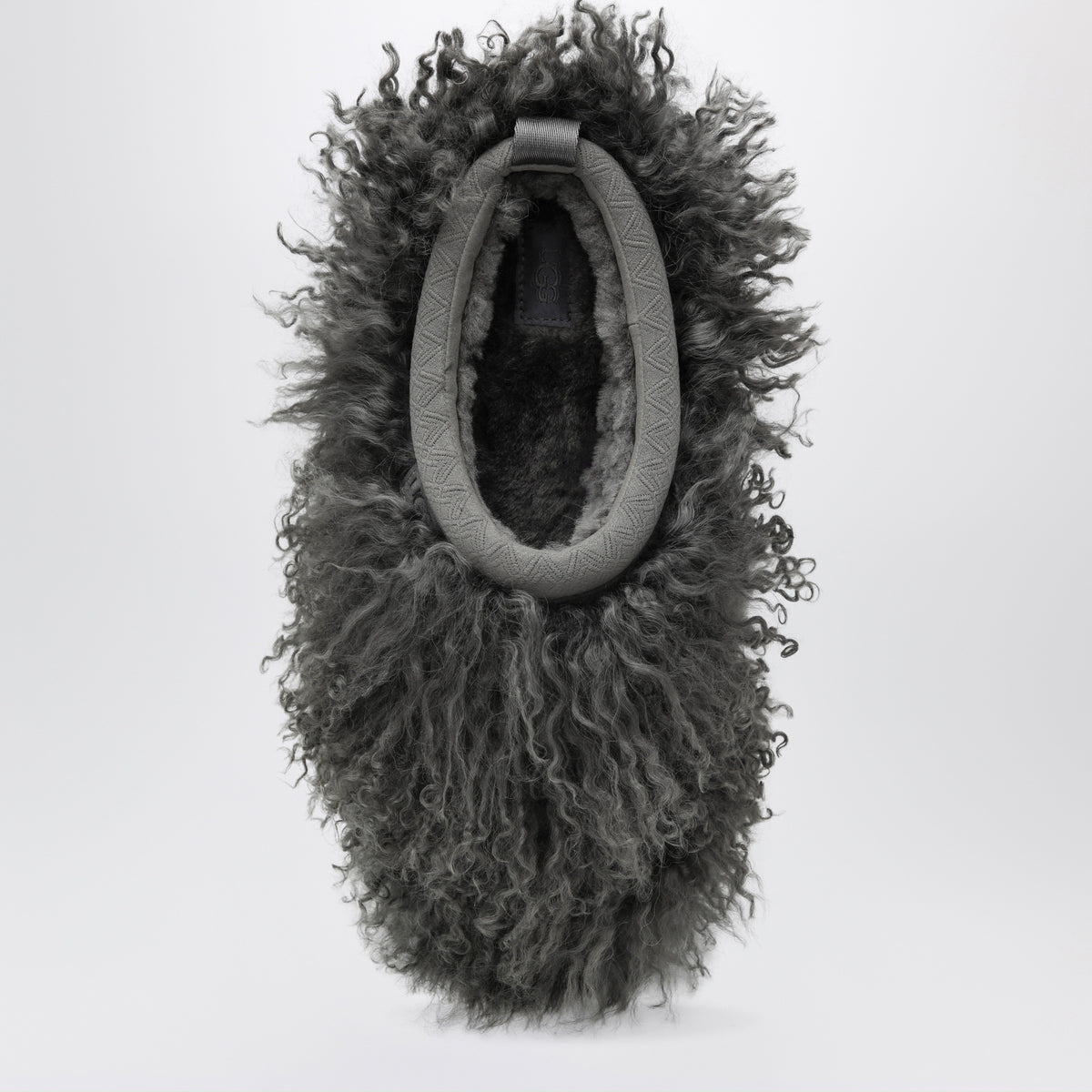 Grey Tazz Fluff Momma slippers in shearling