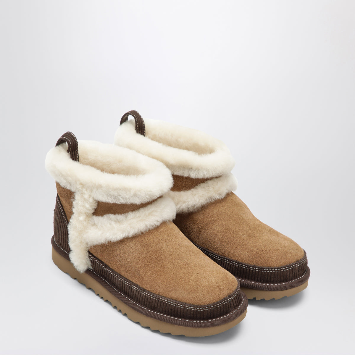 Classic Mini II Heritage Stiefel aus kastanienbraunem Wildleder
