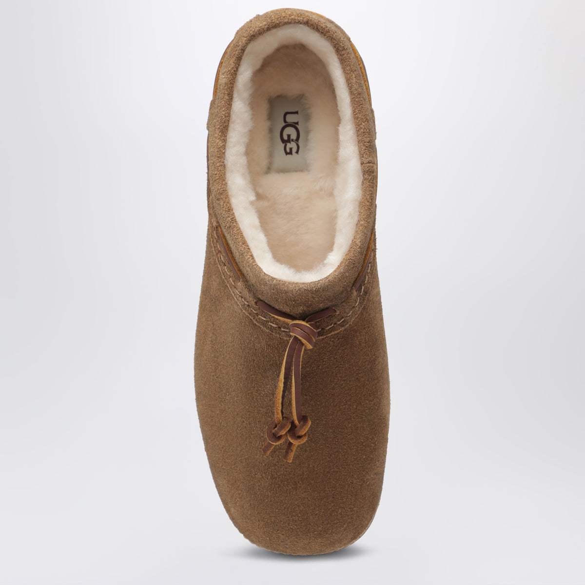 Sabot en daim marron foncé