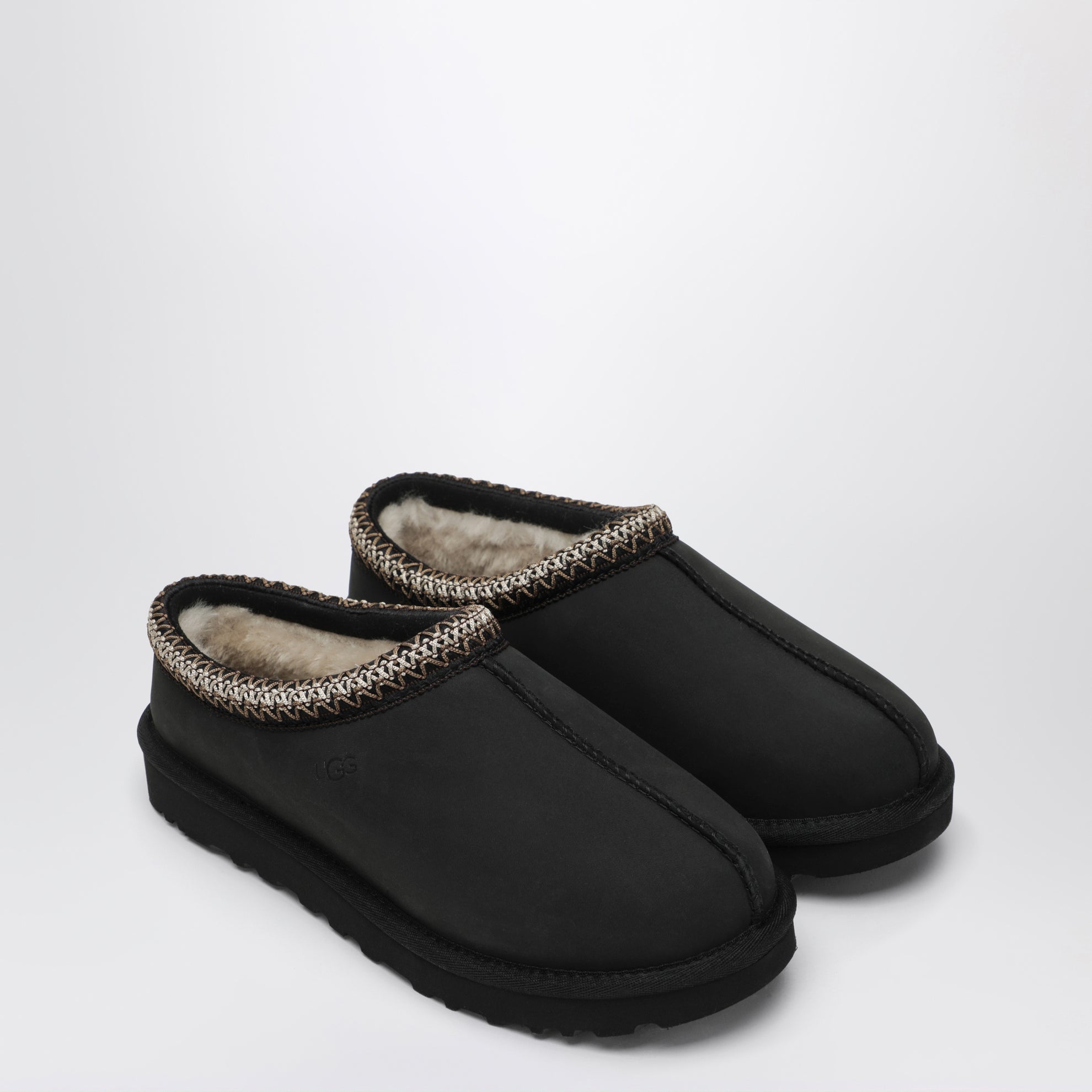 Slip on Tasman Nubuck nere
