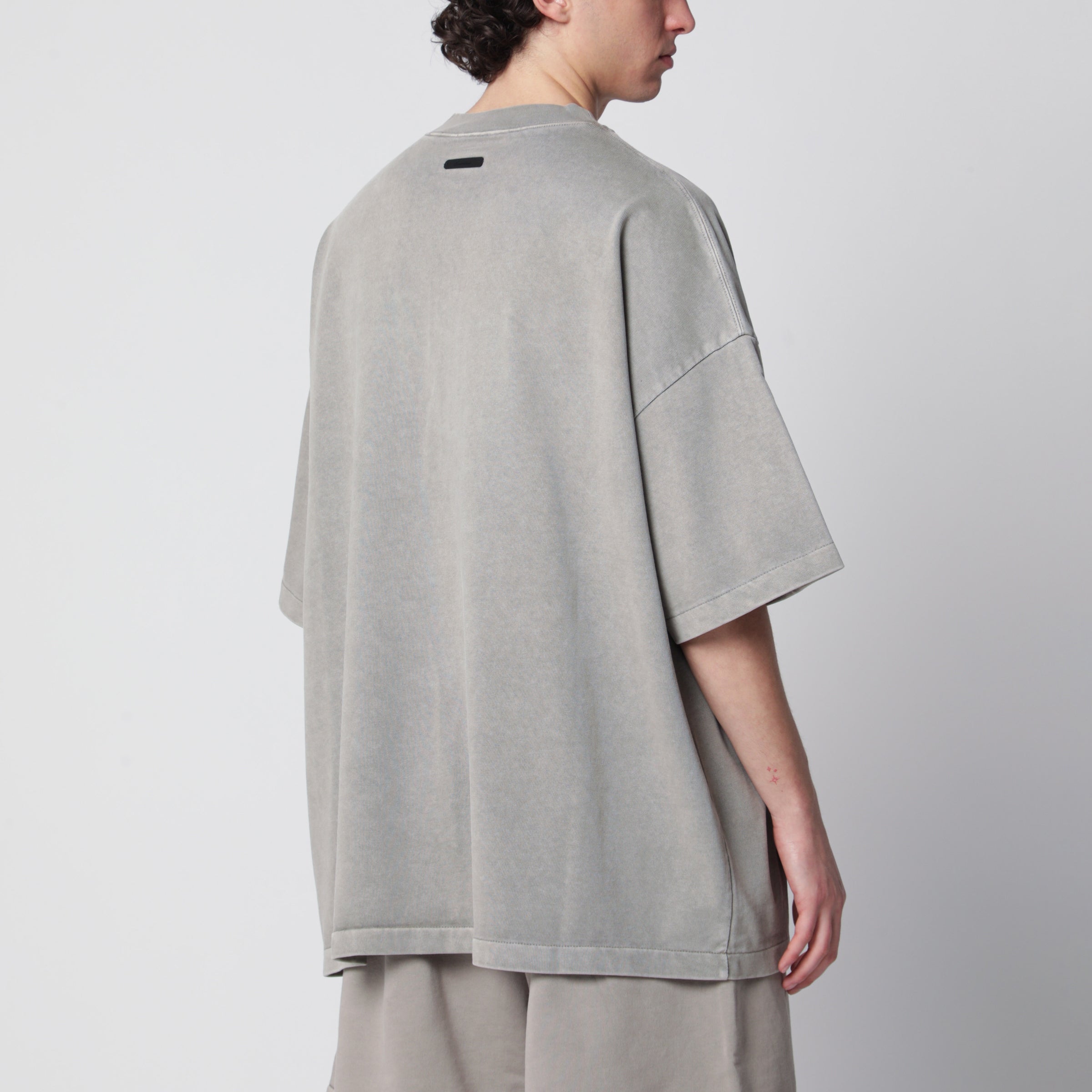 Fear of God Essentials Training 90s faded grey cotton jersey T