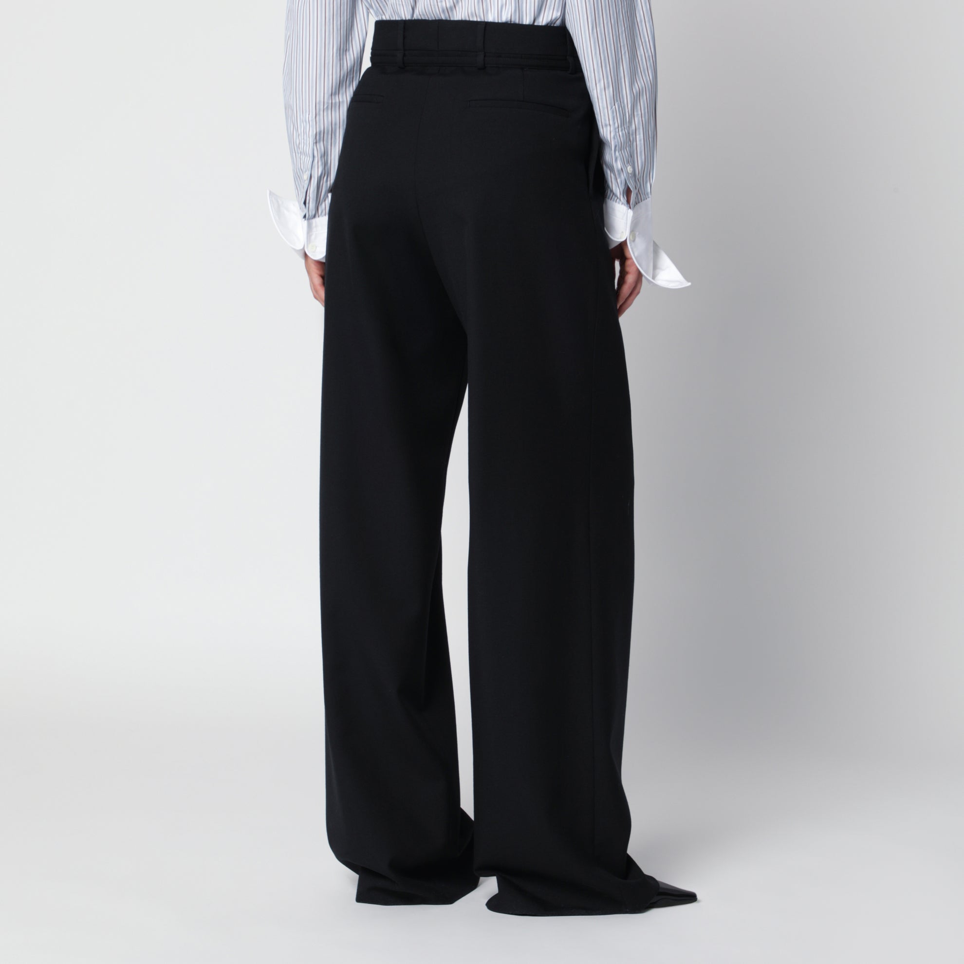 Pantaloni plissettati neri in lana