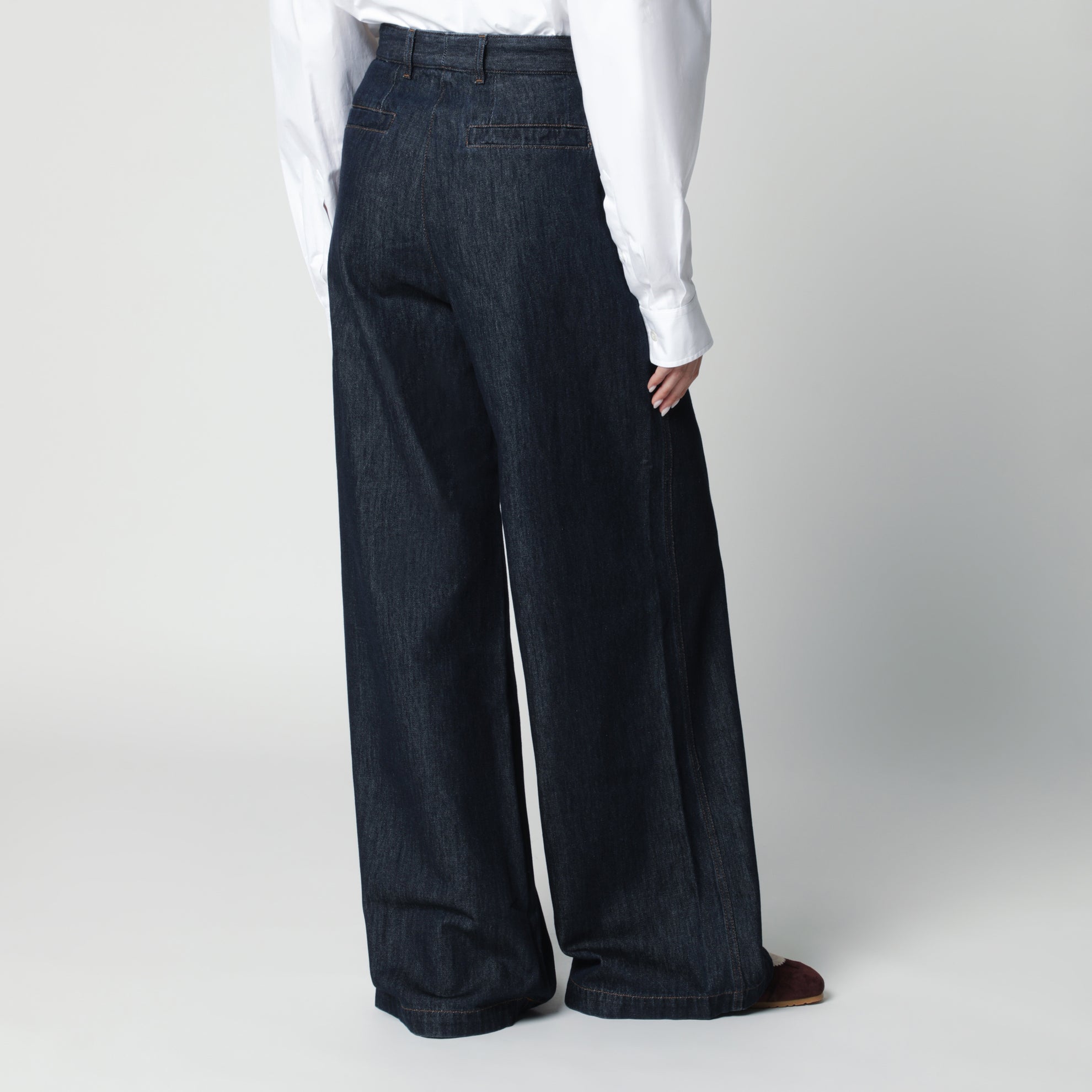 Weite Jeans in dunklem Indigoblau