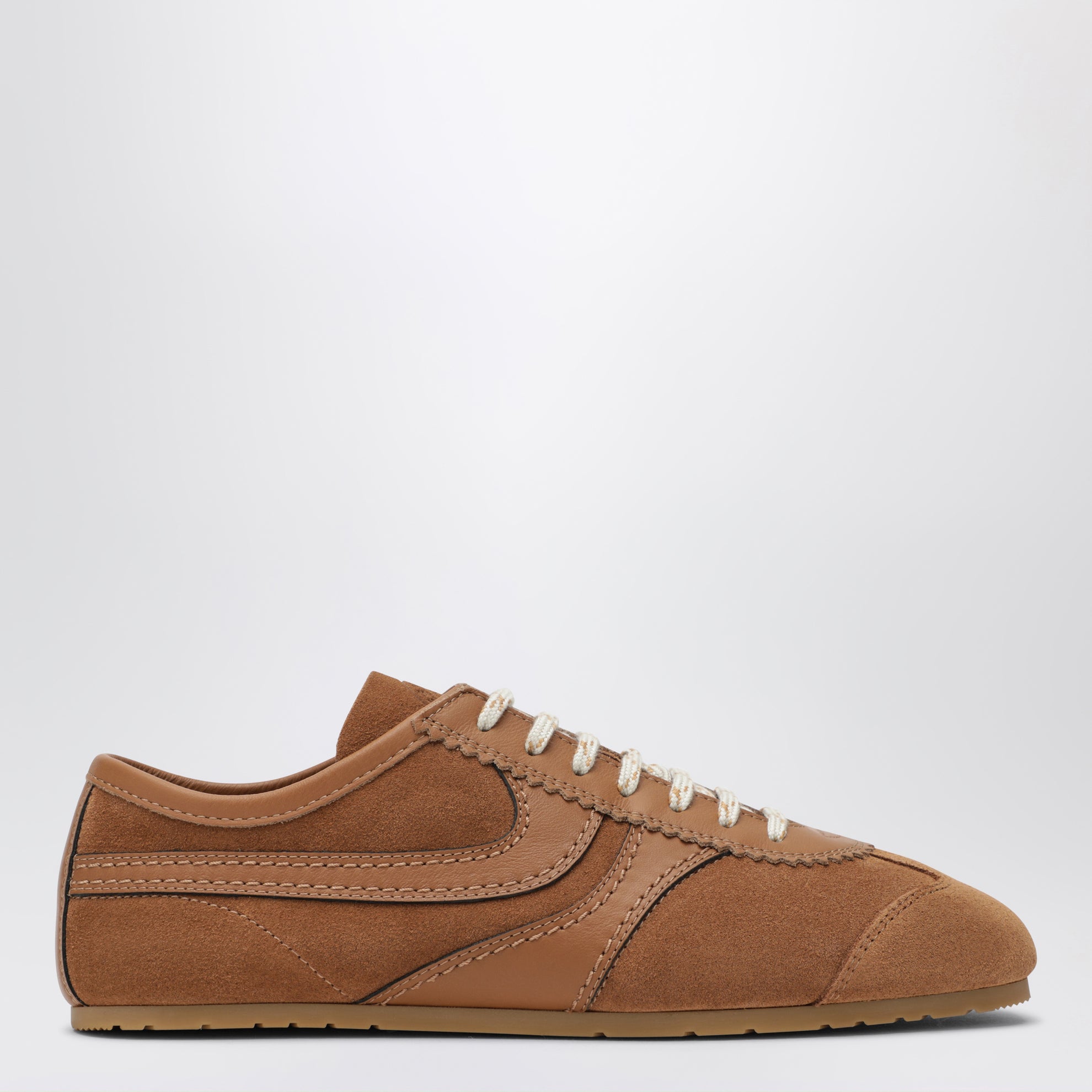 Sneakers marron en cuir et daim