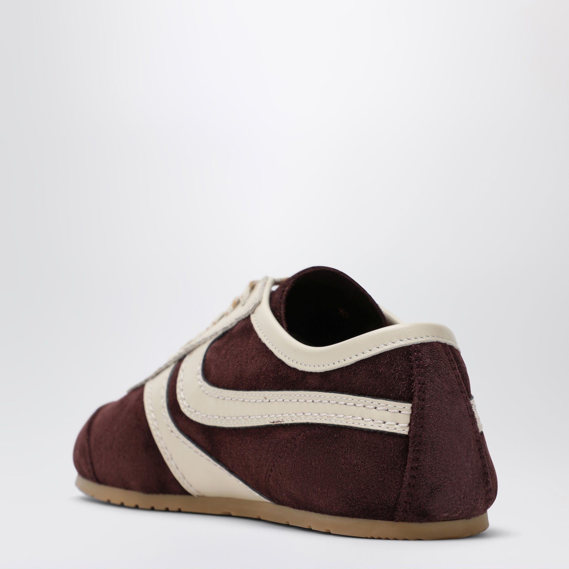 Dark purple/beige suede sneakers