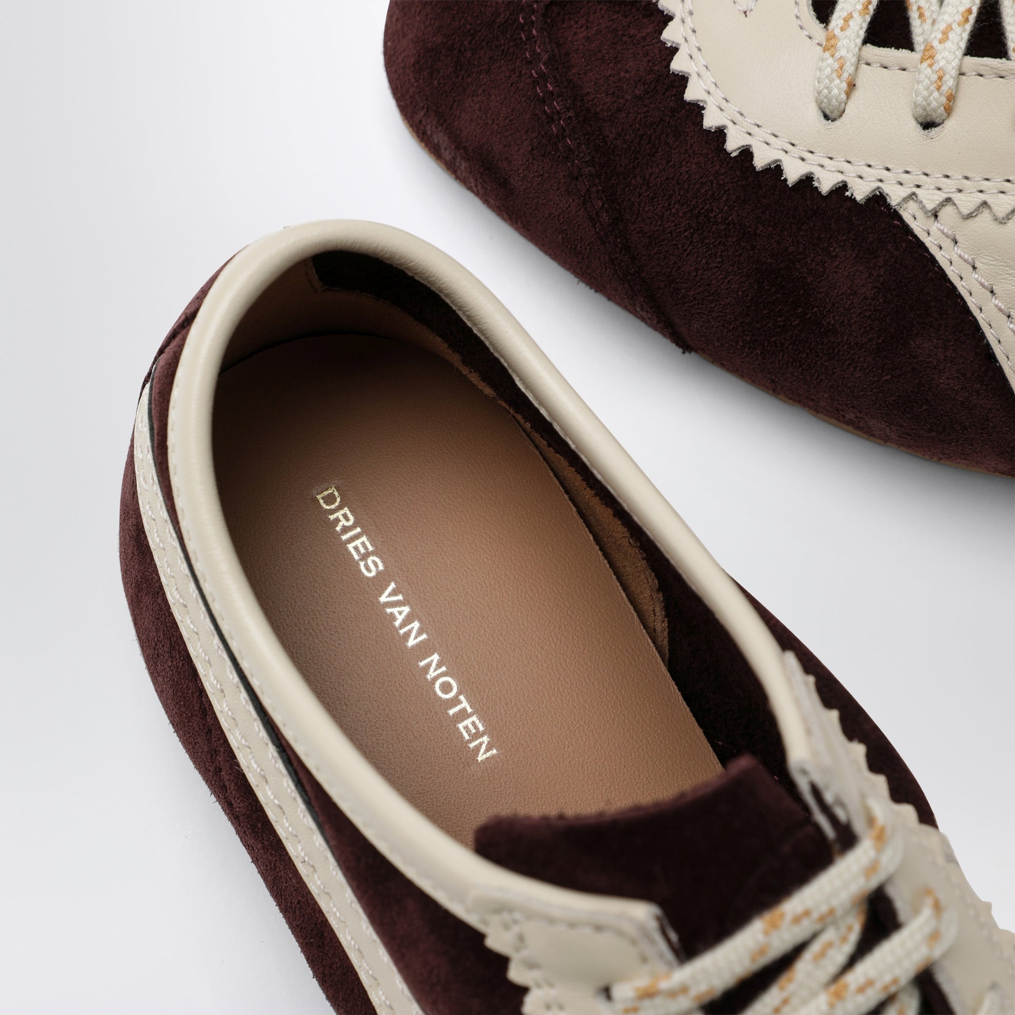 Dark purple/beige suede sneakers