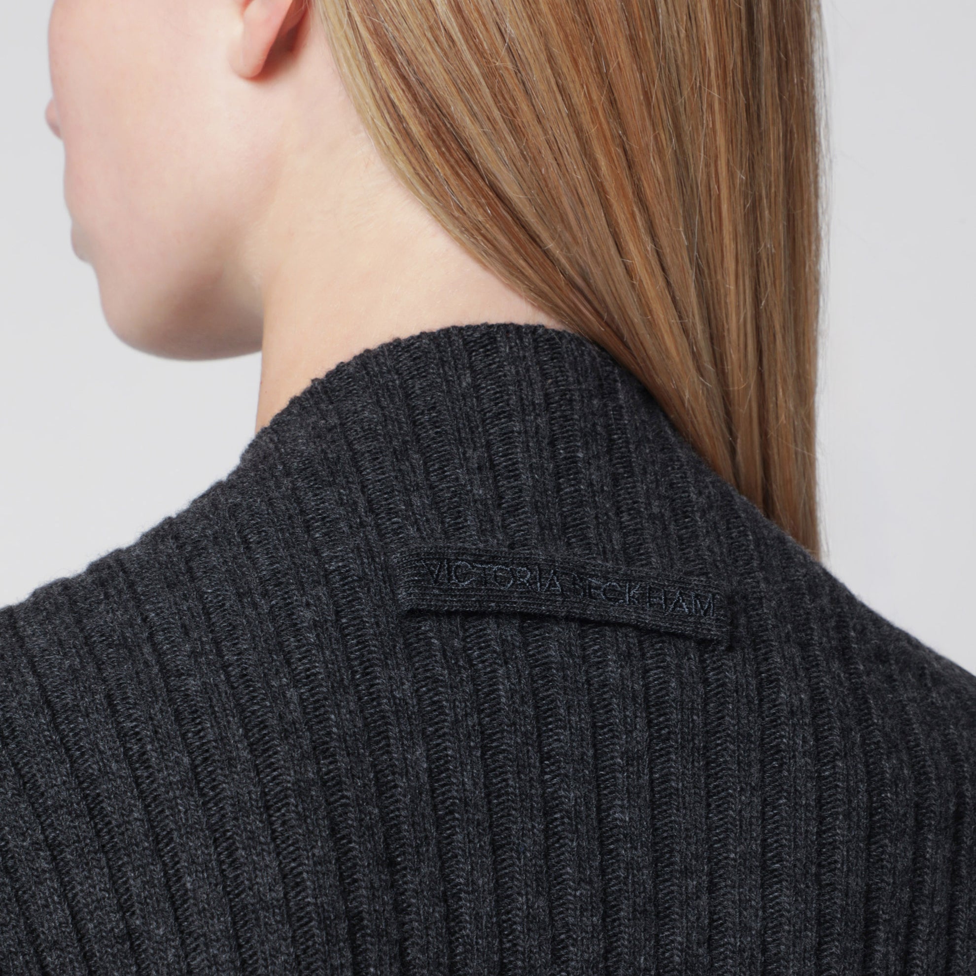 Gerippter Pullover aus bordeauxfarbener Wolle und Kaschmir