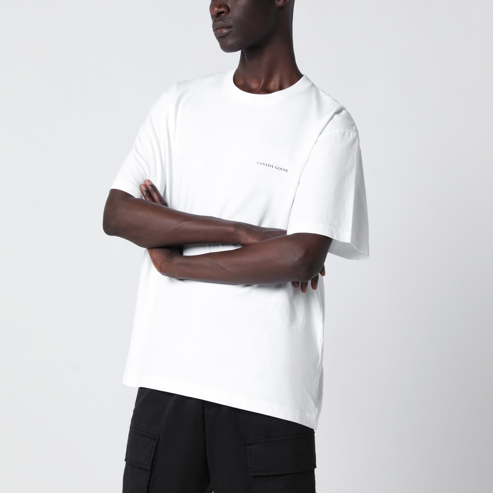 T-shirt bianca con stampa logo