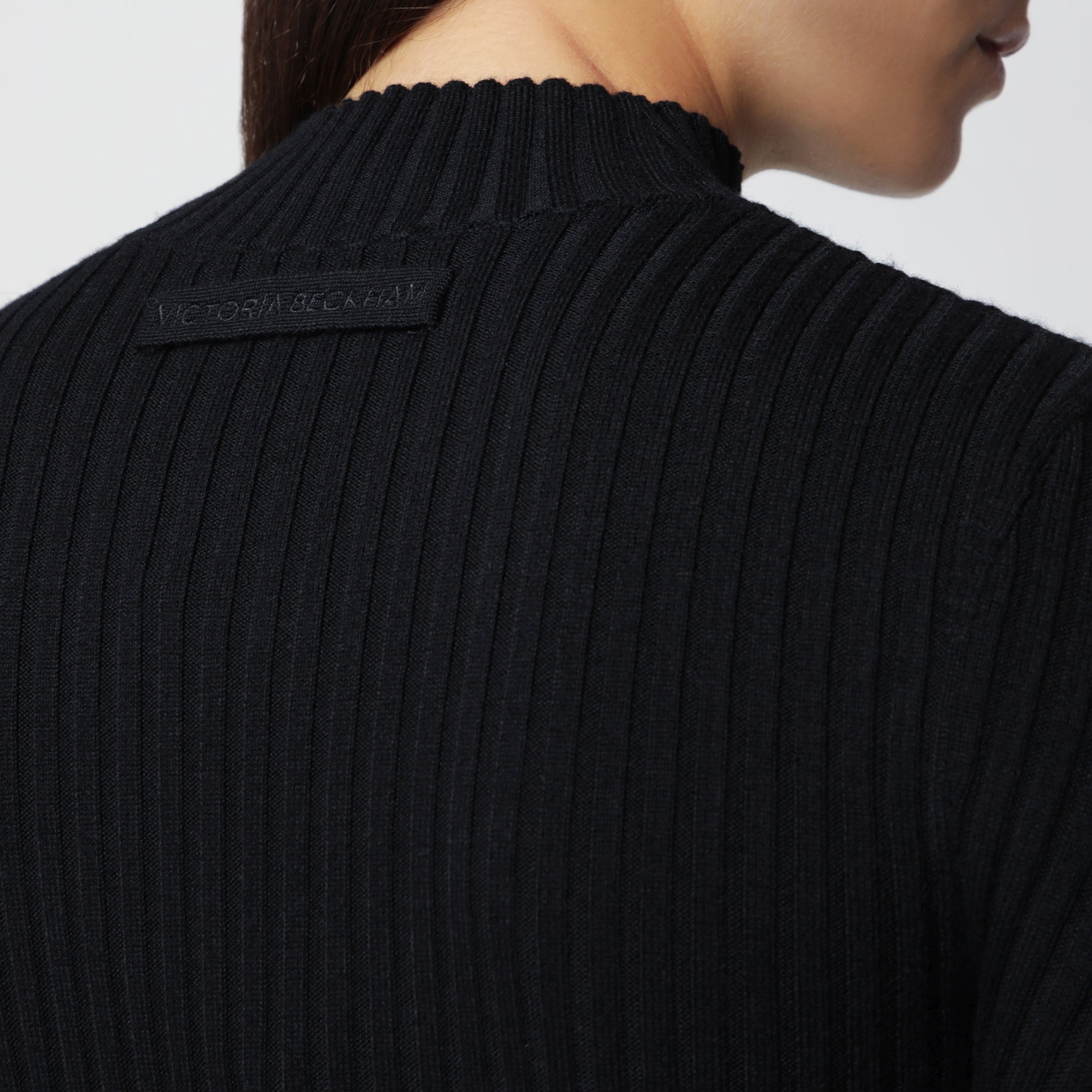 Georgia Rippstrickpullover aus schwarzer Merinowolle