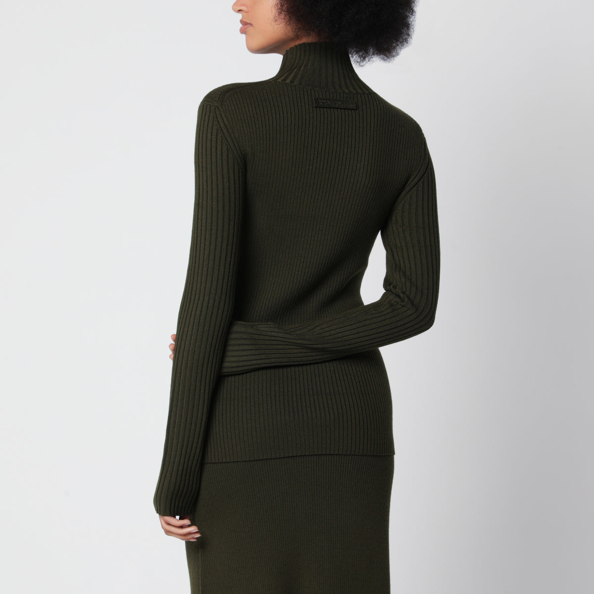 Pull à col roulé vert en laine mérinos