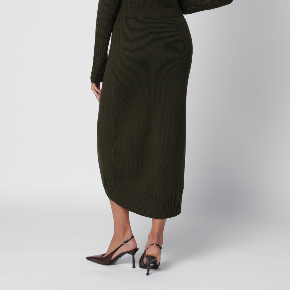 Gonna aderente verde in lana merino