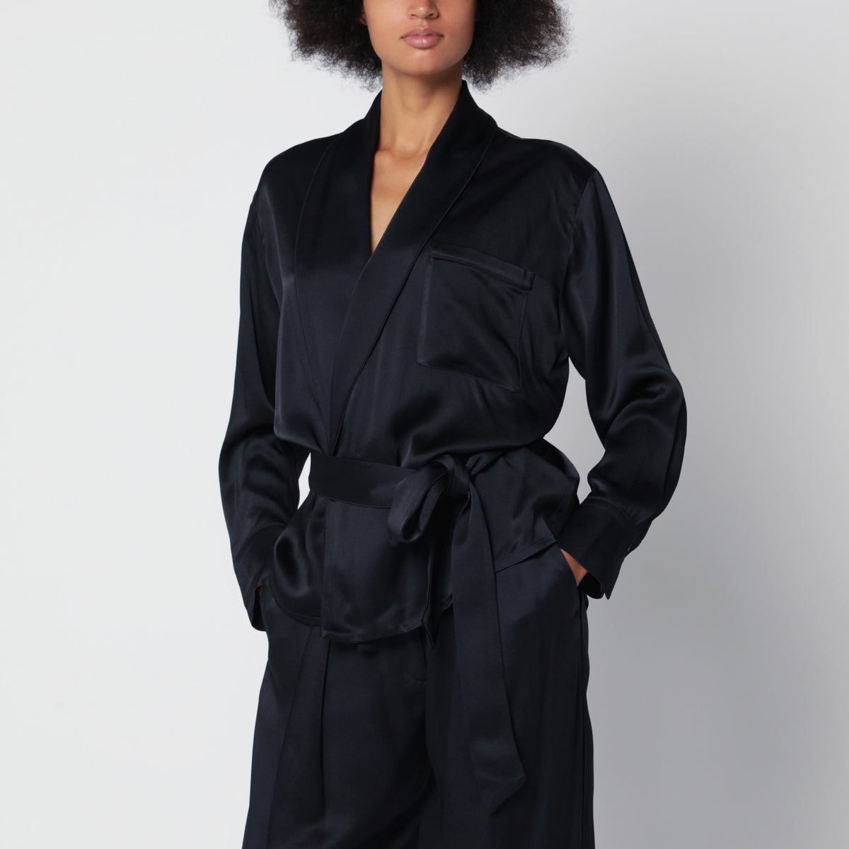 Chemise Alba bleu nuit en satin