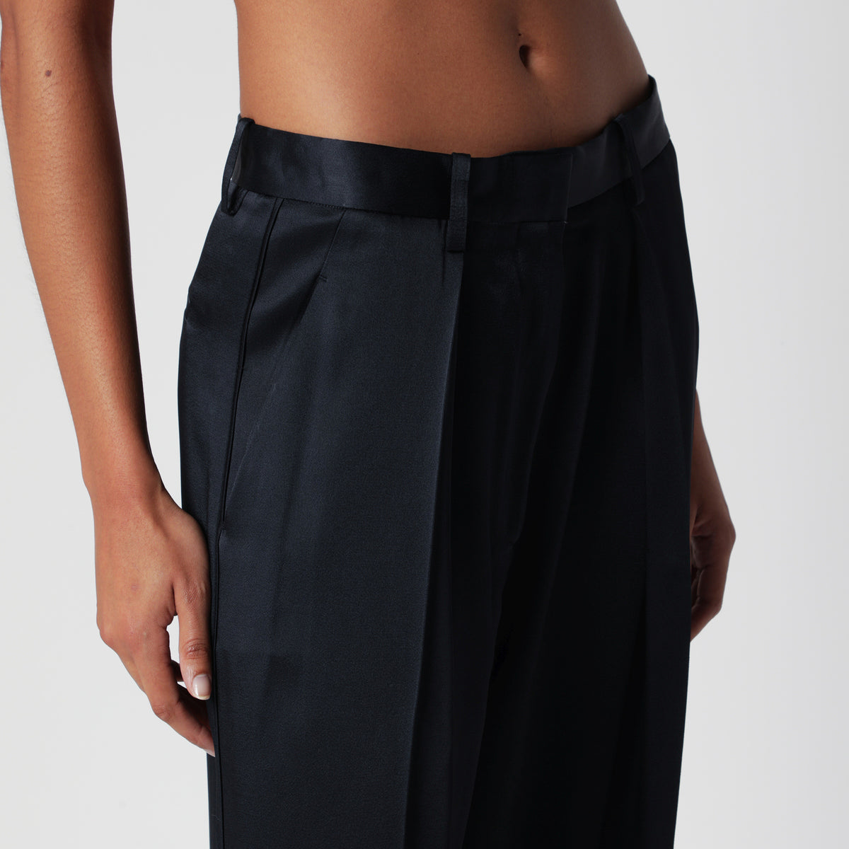Pantaloni Cecilia blu notte in acetato e viscosa