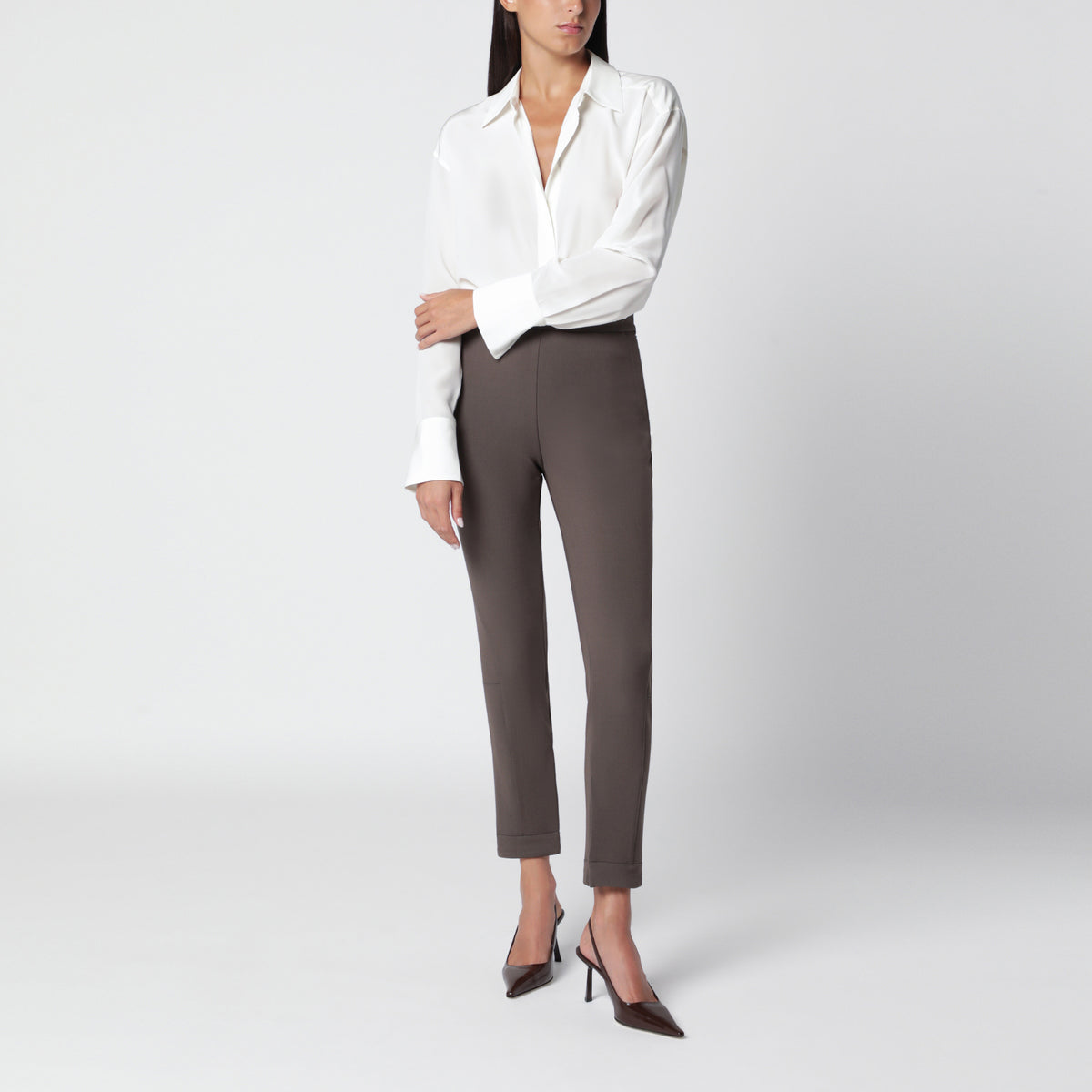 Pantalon kaki en mélange de laine vierge