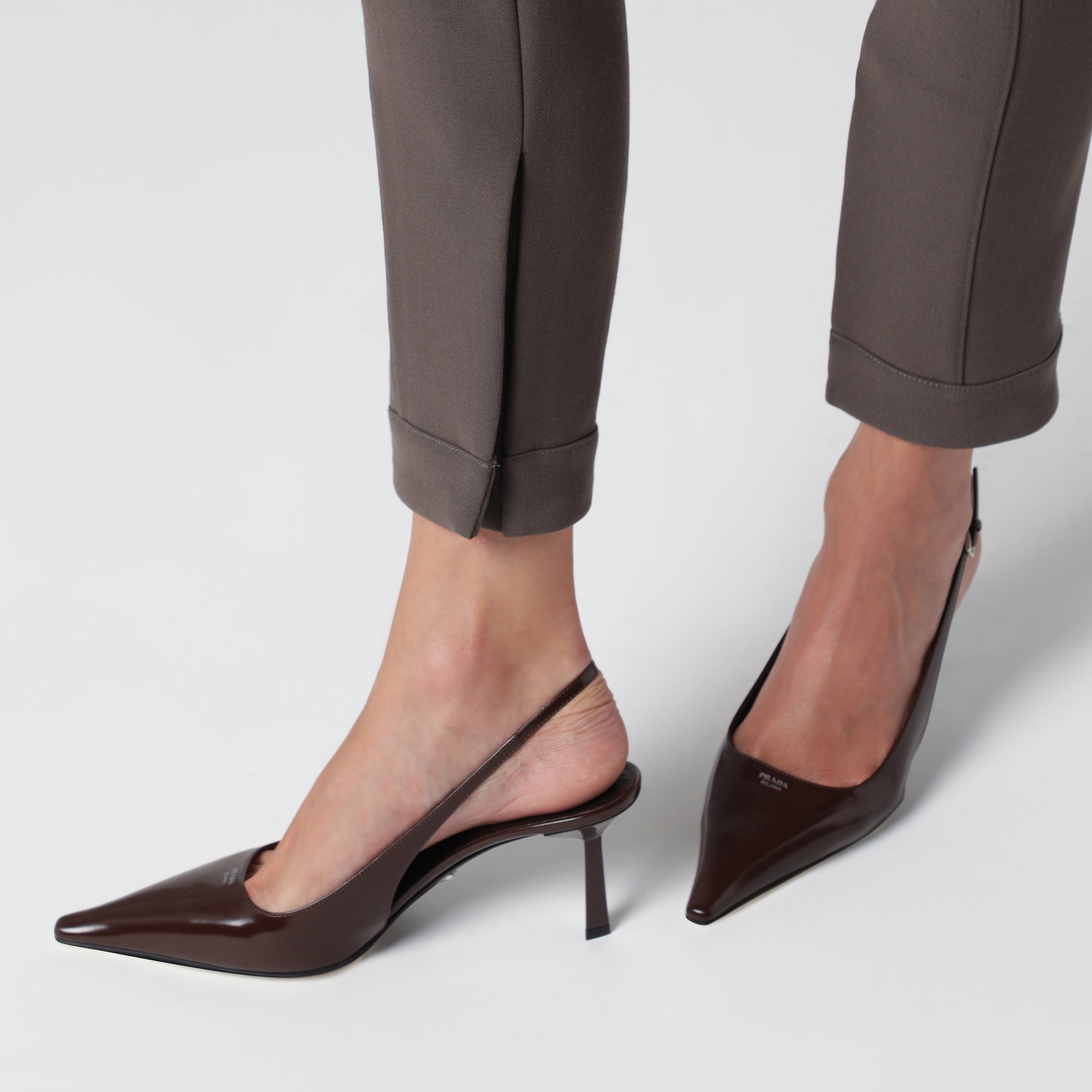Pantalon kaki en mélange de laine vierge