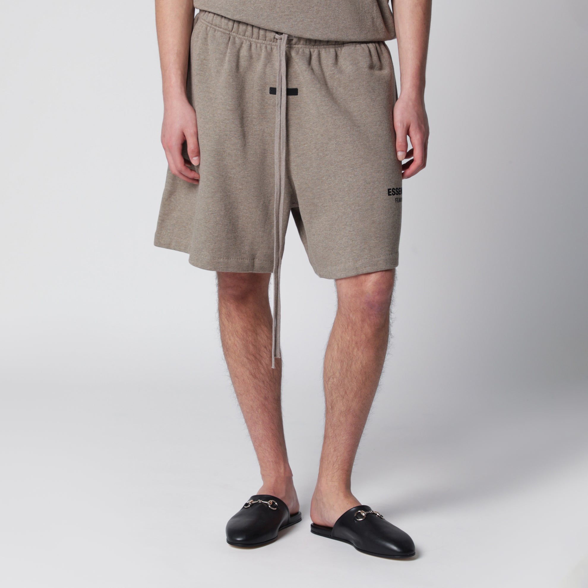 Classic Sportshorts aus taupefarbenem Fleece