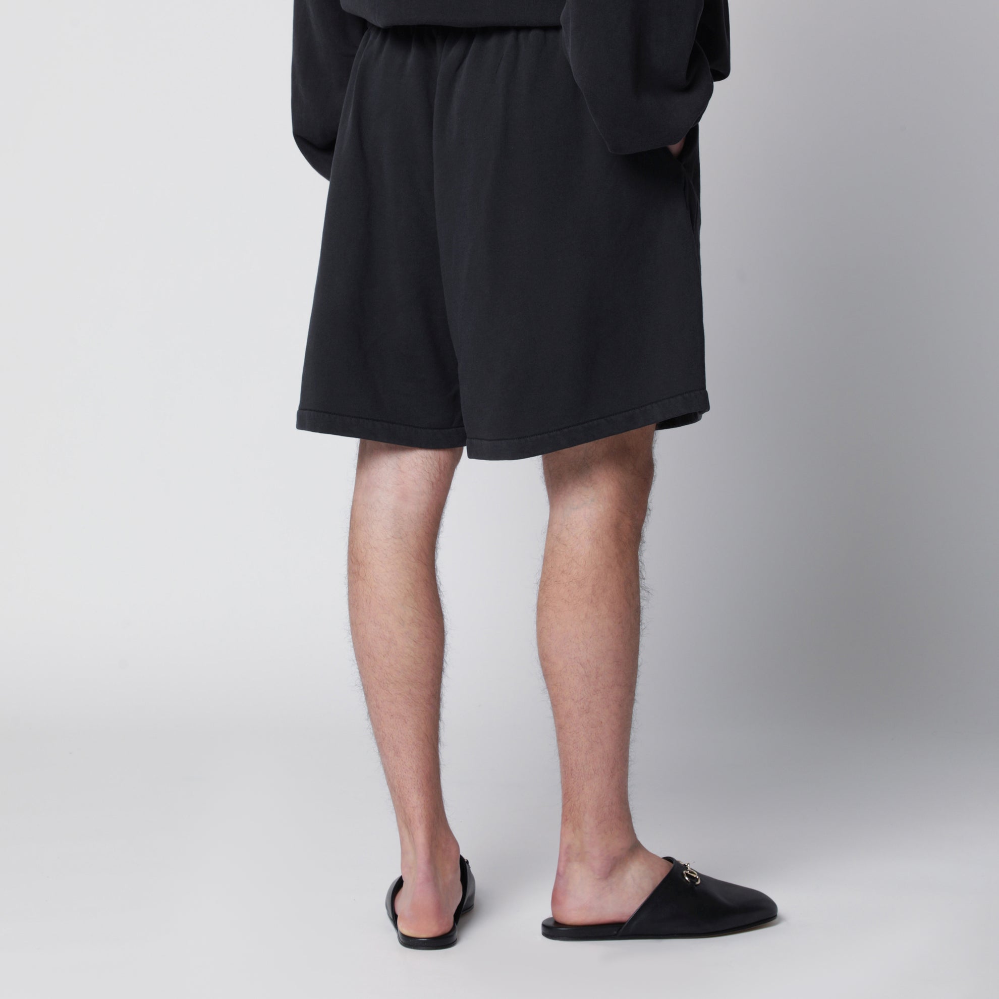Black cotton fleece shorts with logo