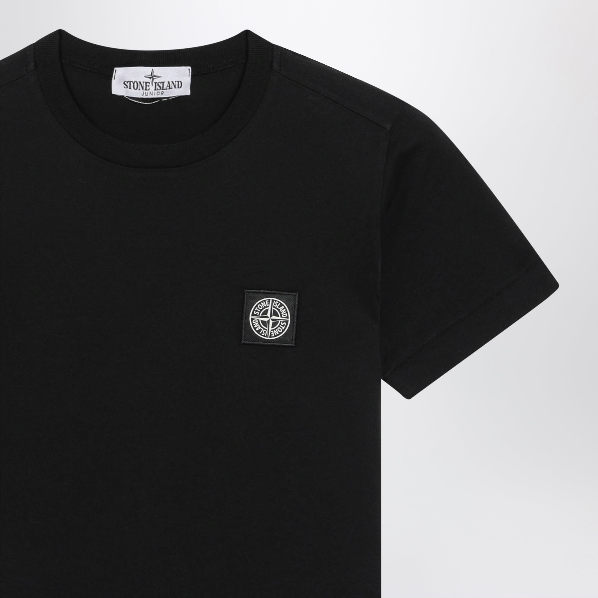 T-shirt nera con patch logo Compass