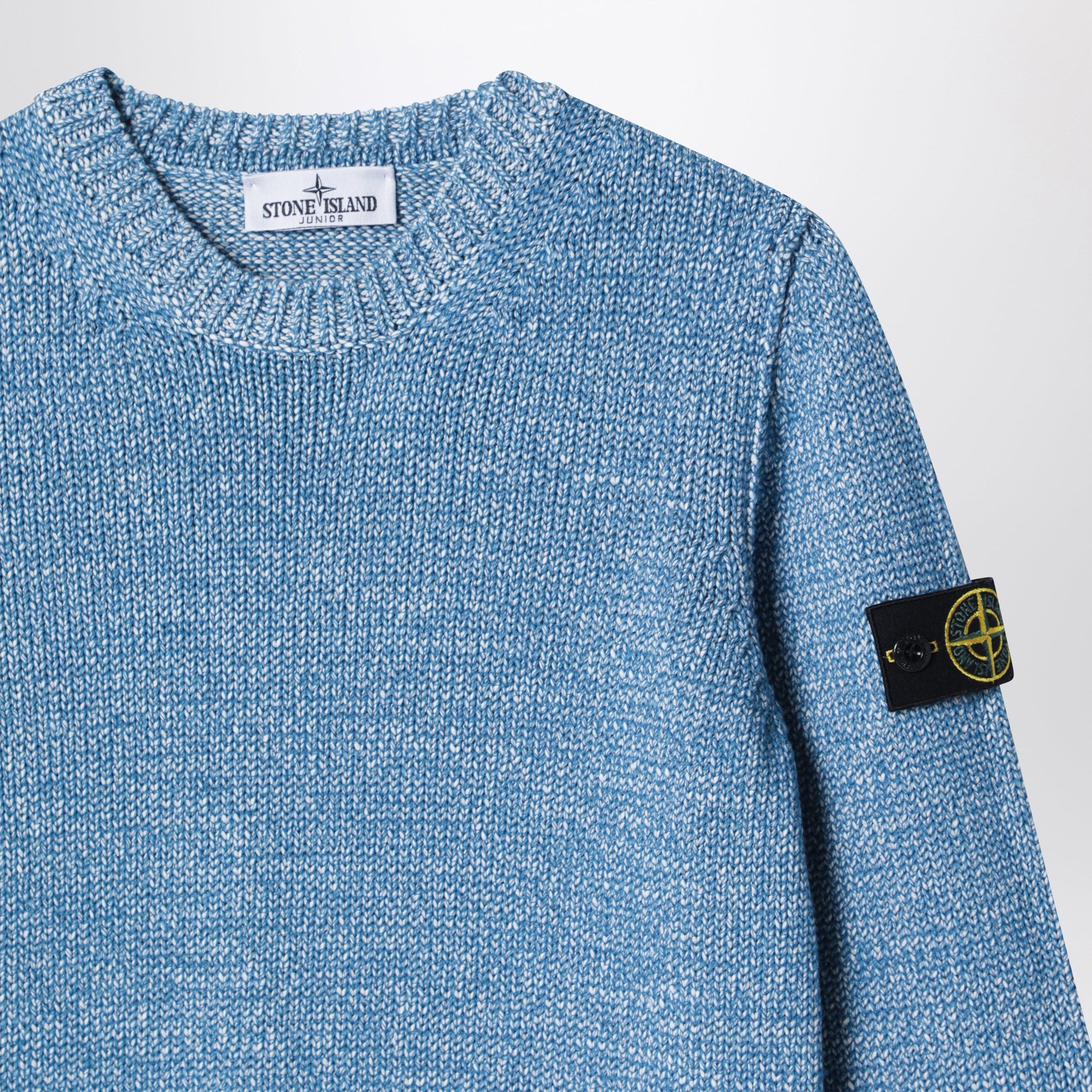 Pull bleu pâle en coton mélangé