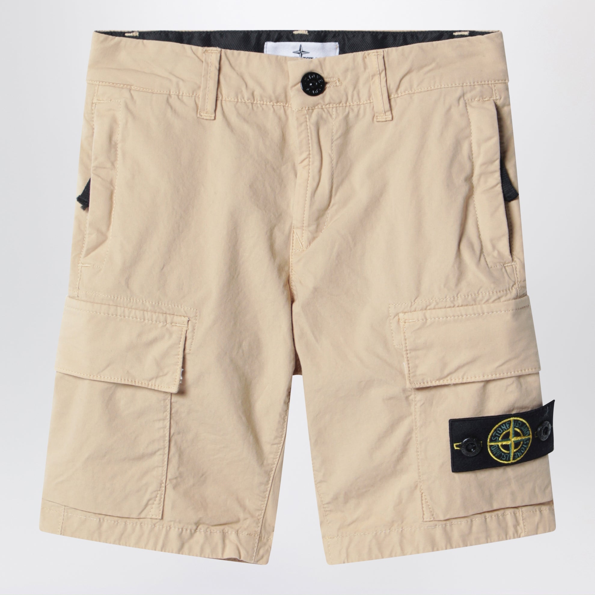 Short cargo beige avec patch logo Compass