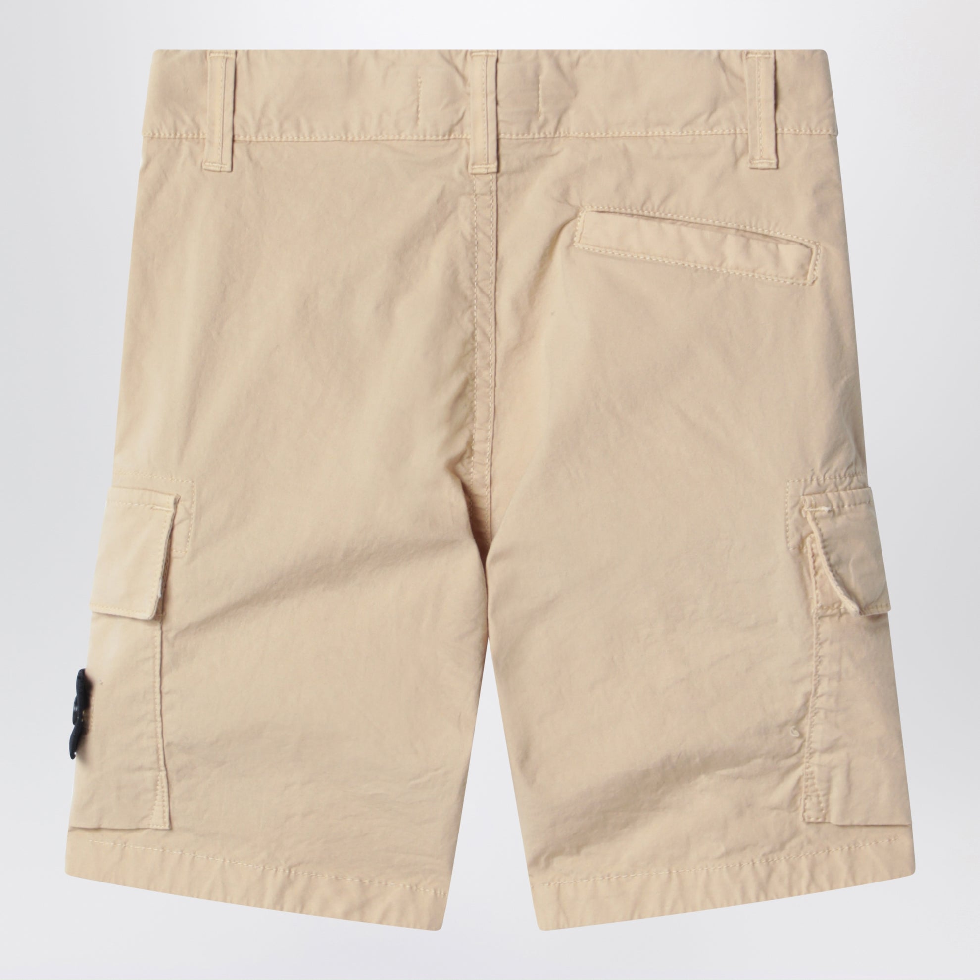 Short cargo beige avec patch logo Compass