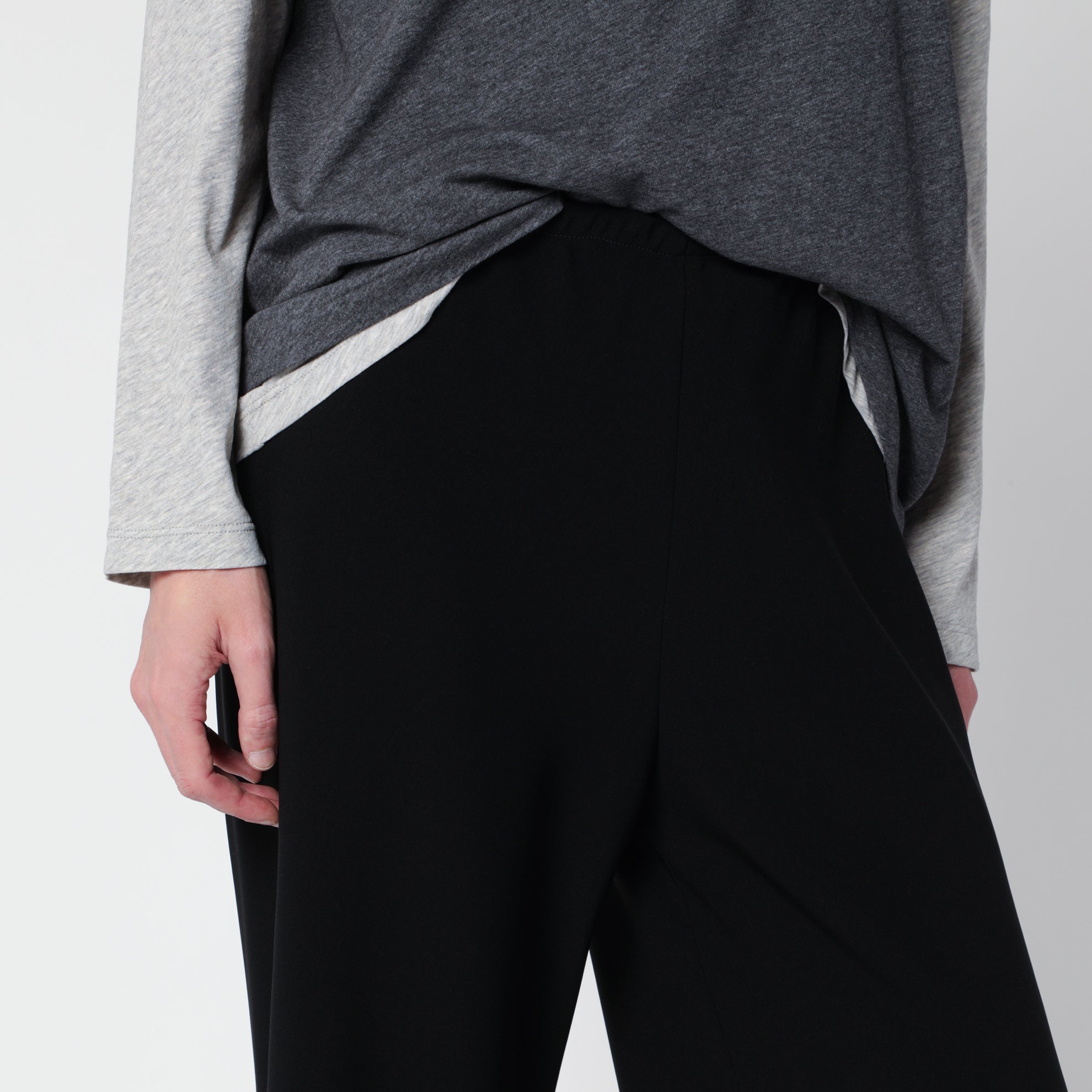 Gala black trousers in triacetate