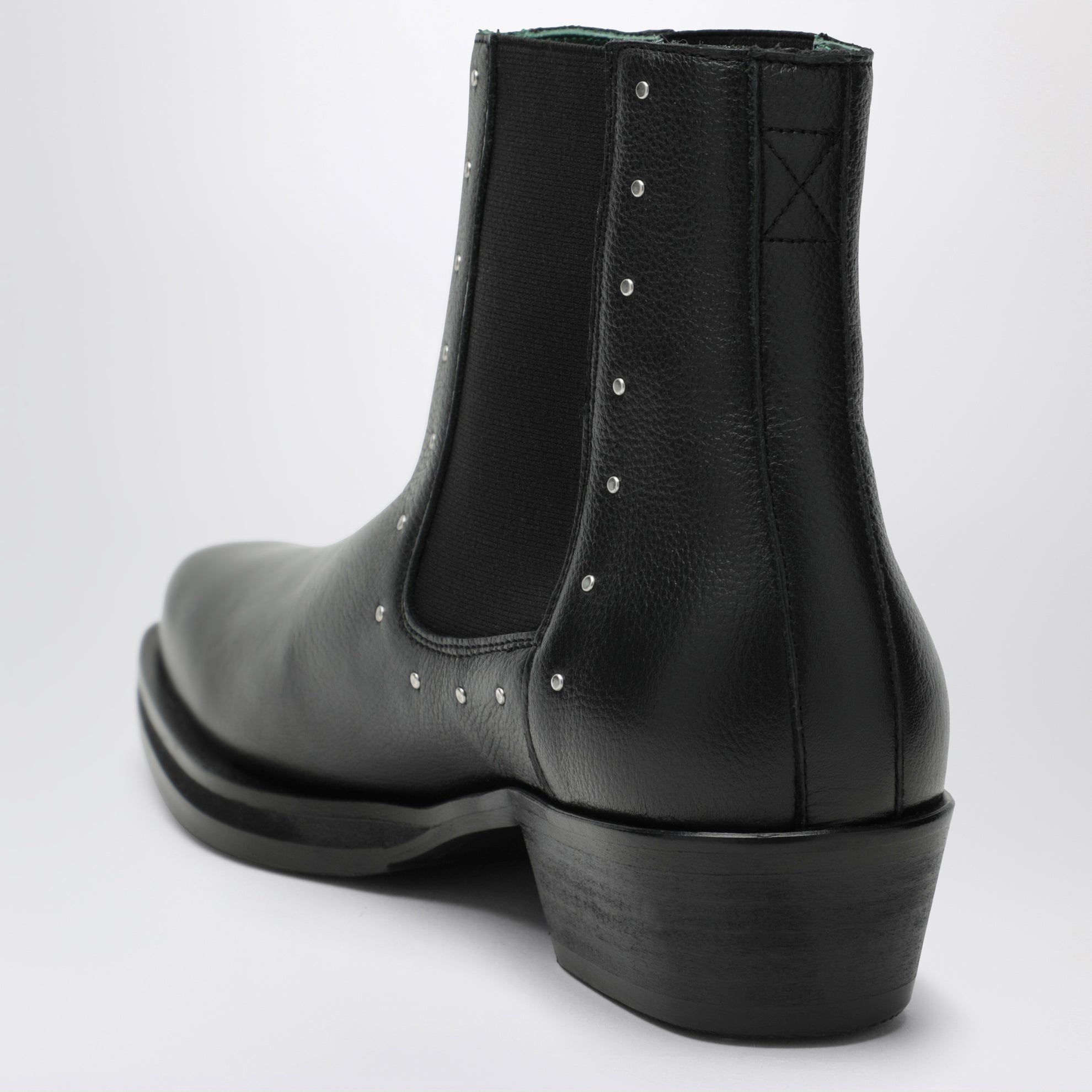 Stivaletti Chelsea Joee neri con piccole borchie