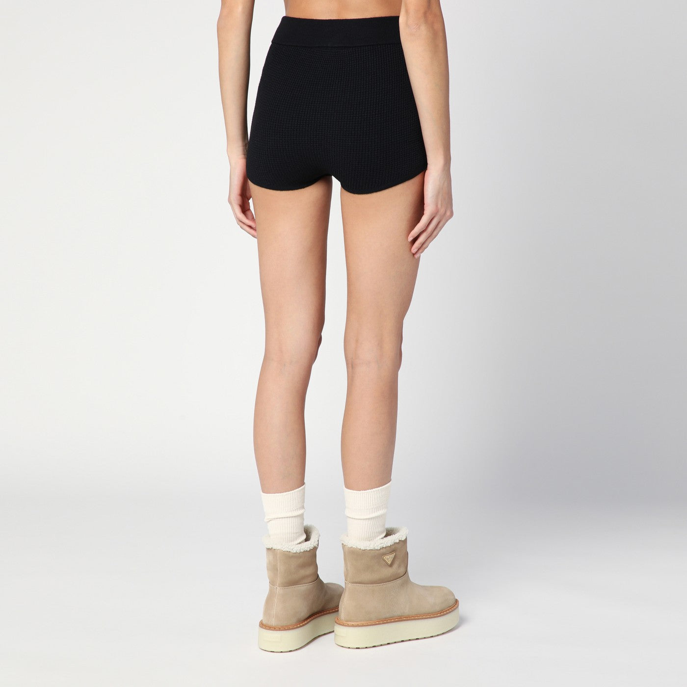 Shorts nero in nido d'ape