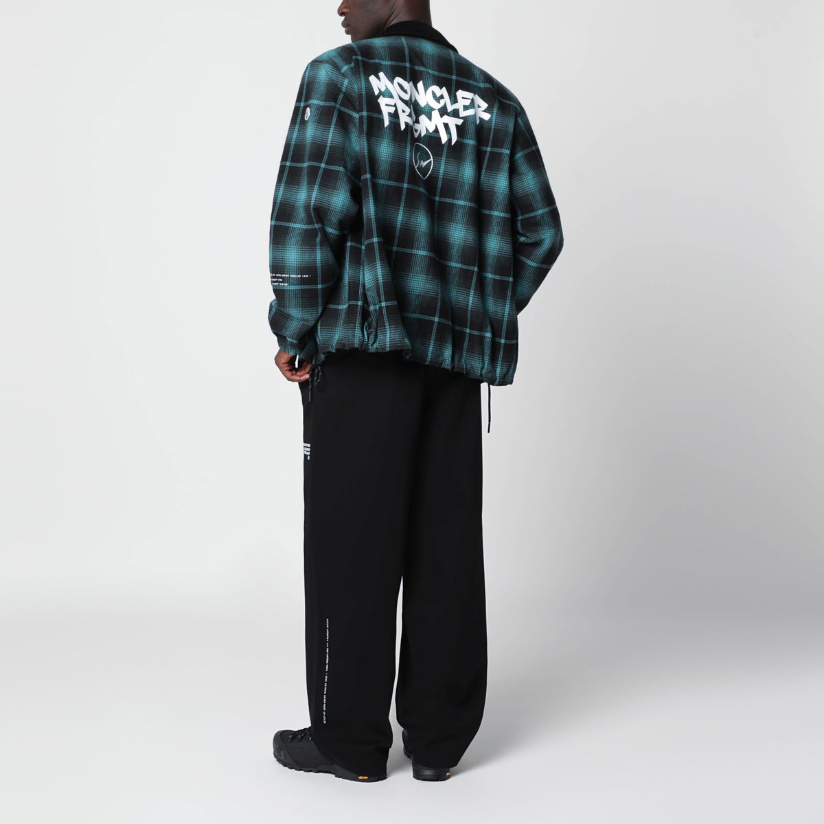 Giacca camicia Ryūha nera e verde in cotone