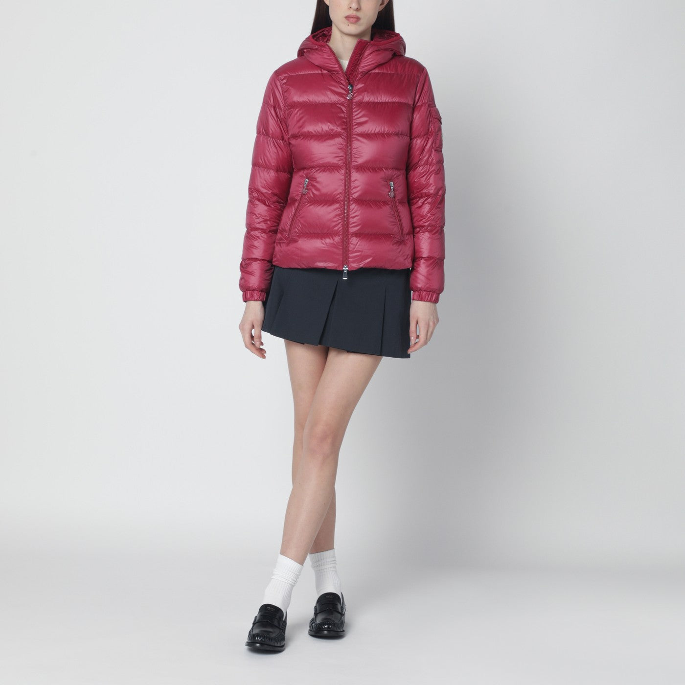Kurze Steppjacke Glesse mit Kapuze in Rot