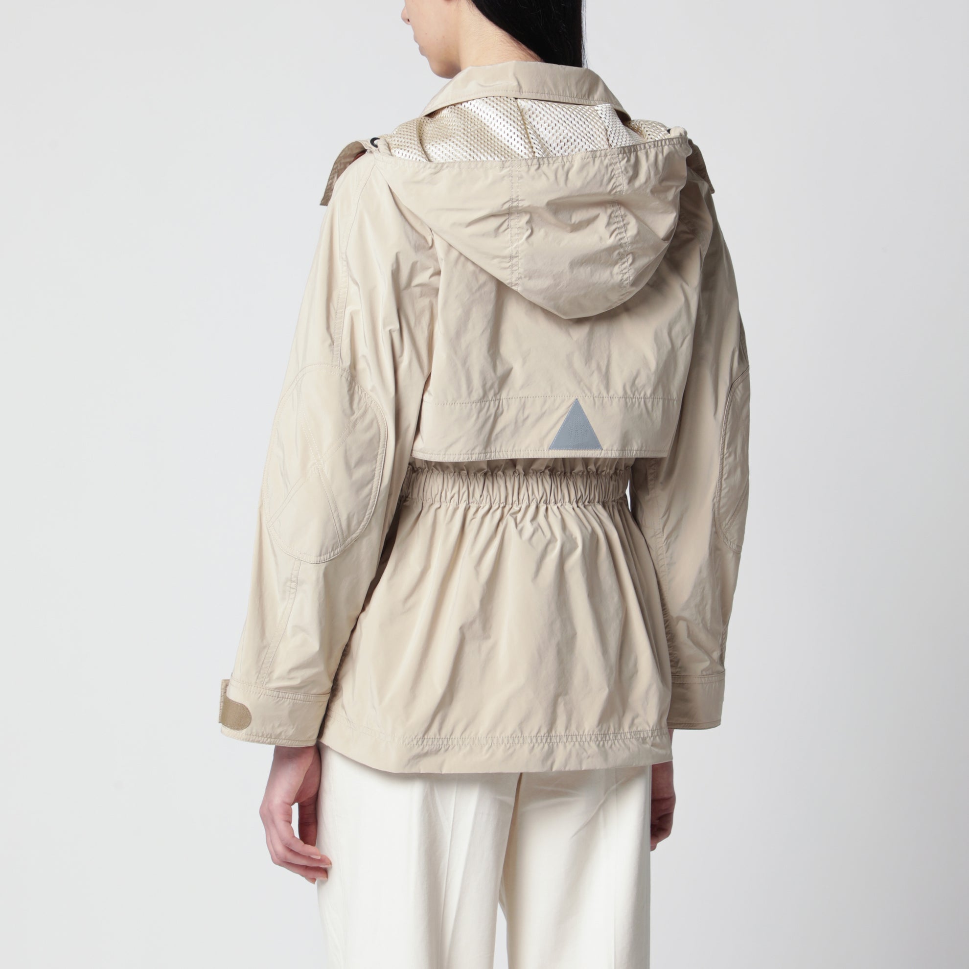 Giacca Nimba beige chiara con coulisse