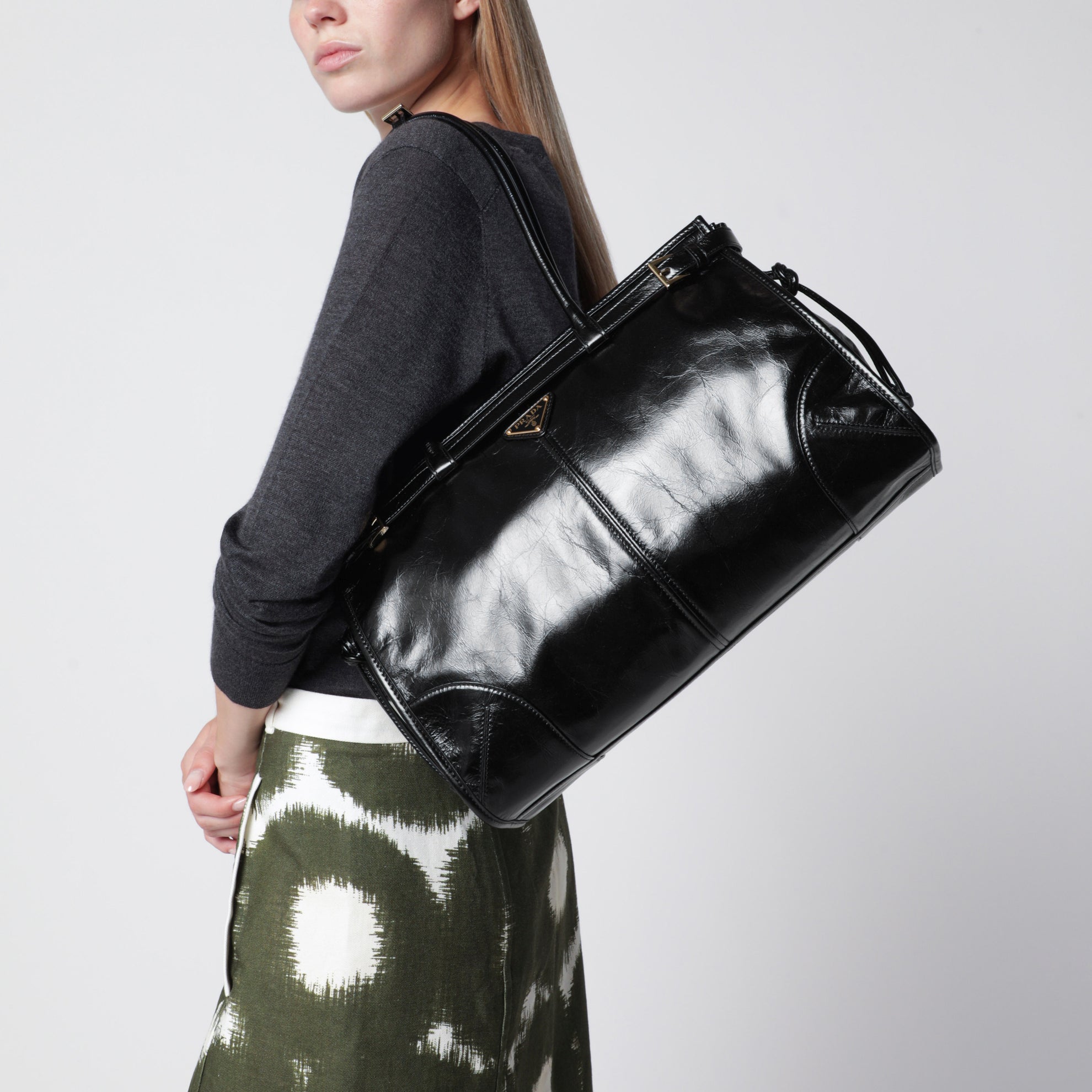 Borsa Prada Bonnie large nera in pelle