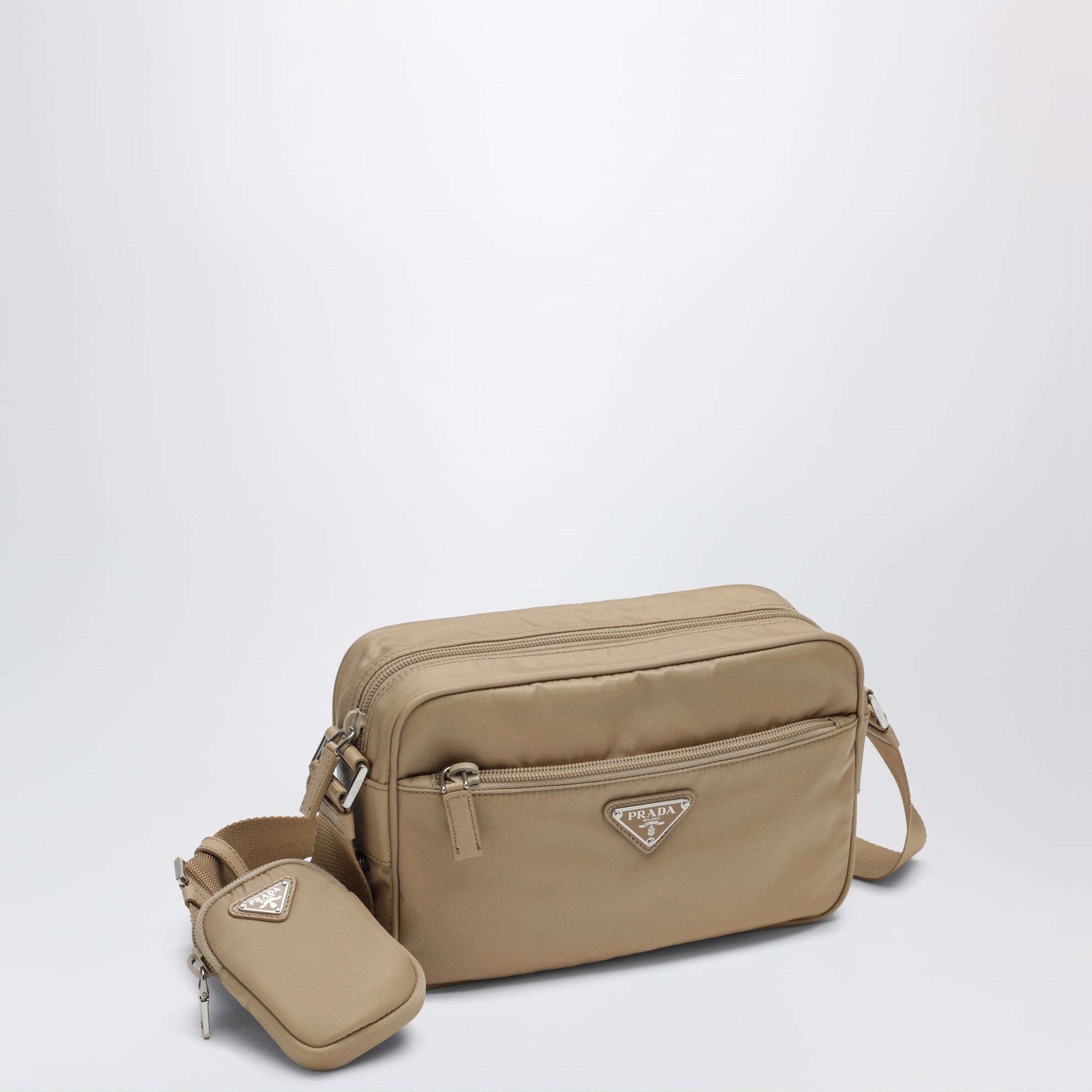 Borsa a tracolla in Re-Nylon Cammello