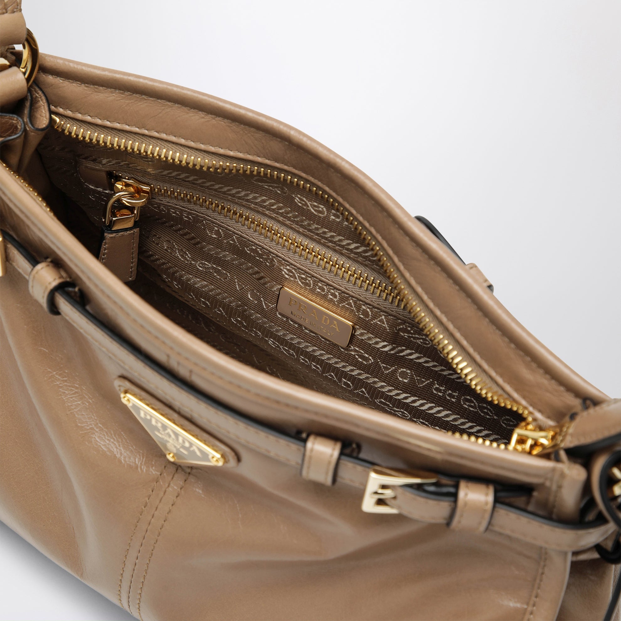 Small Bonnie top-handle bag in Cameo calf leather