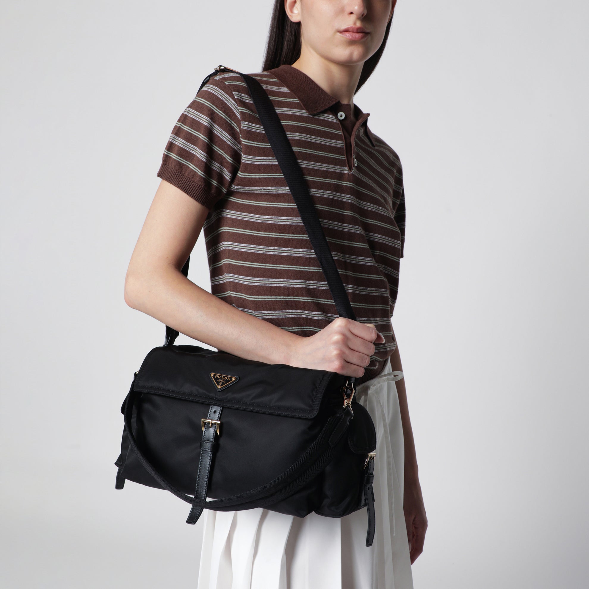 Borsa Prada Explore large in Re-Nylon nera