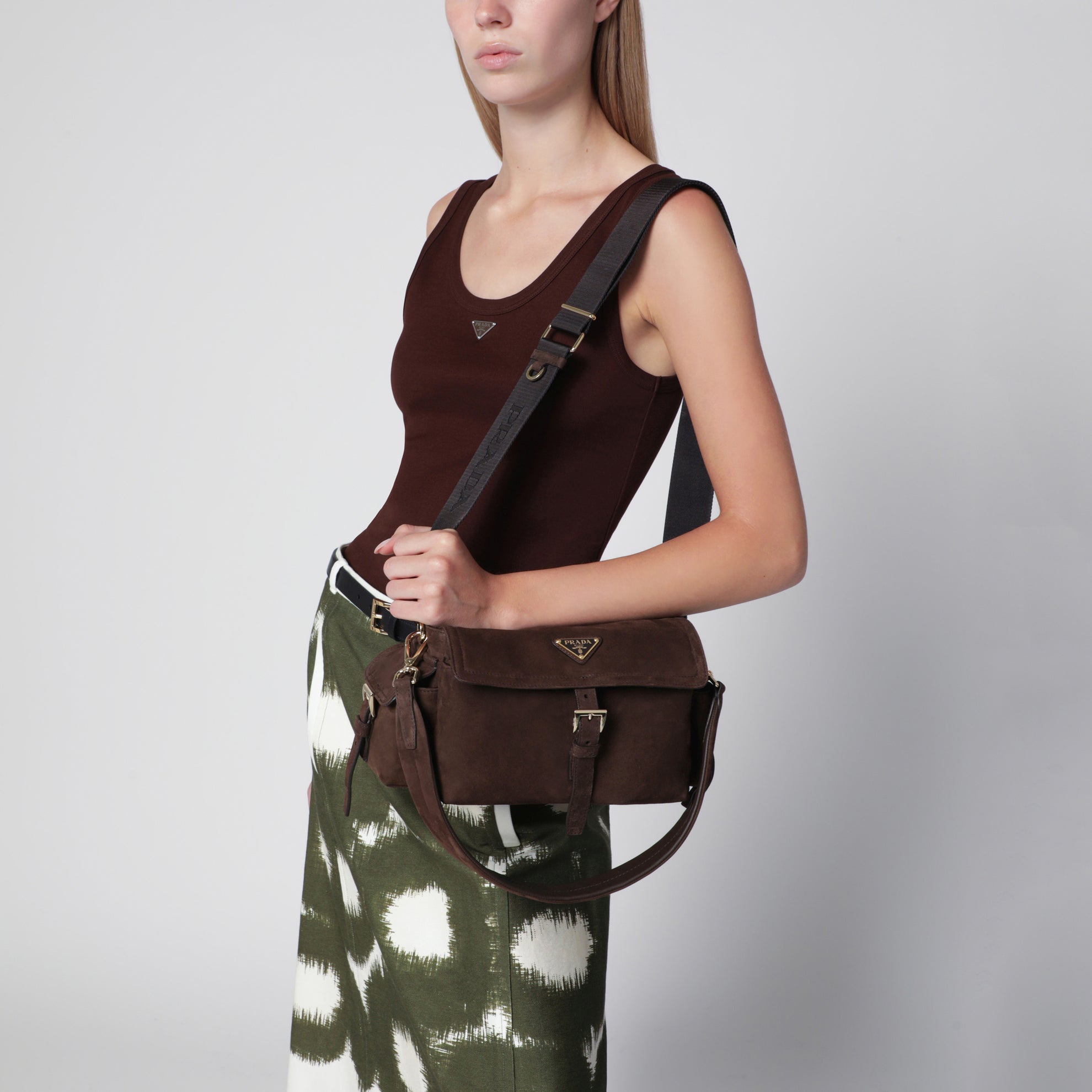 Borsa a spalla Prada Explore medium moro