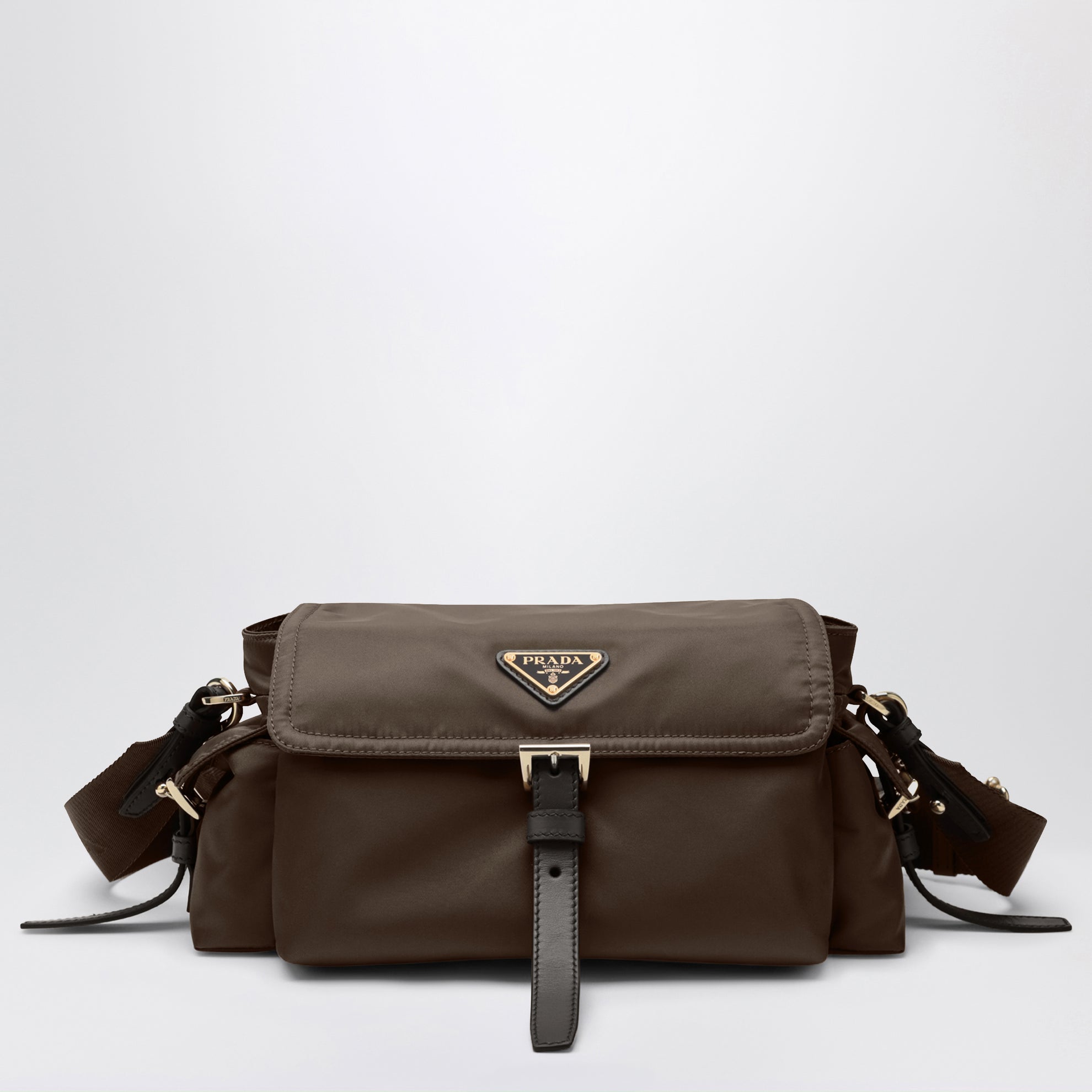 Sac Prada Explore medium en Re-Nylon coloris brûlé