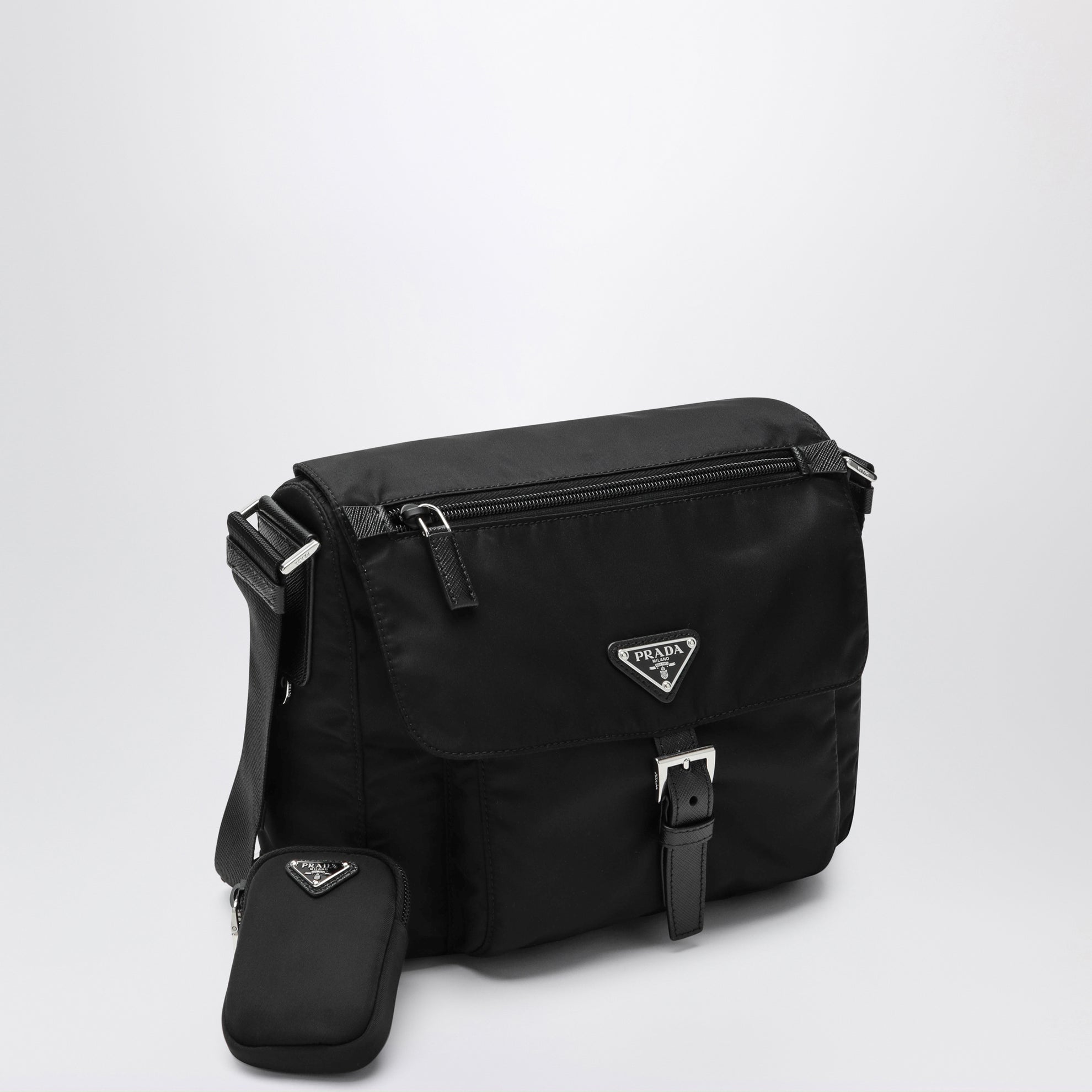 Sac bandoulière noir en Re-Nylon