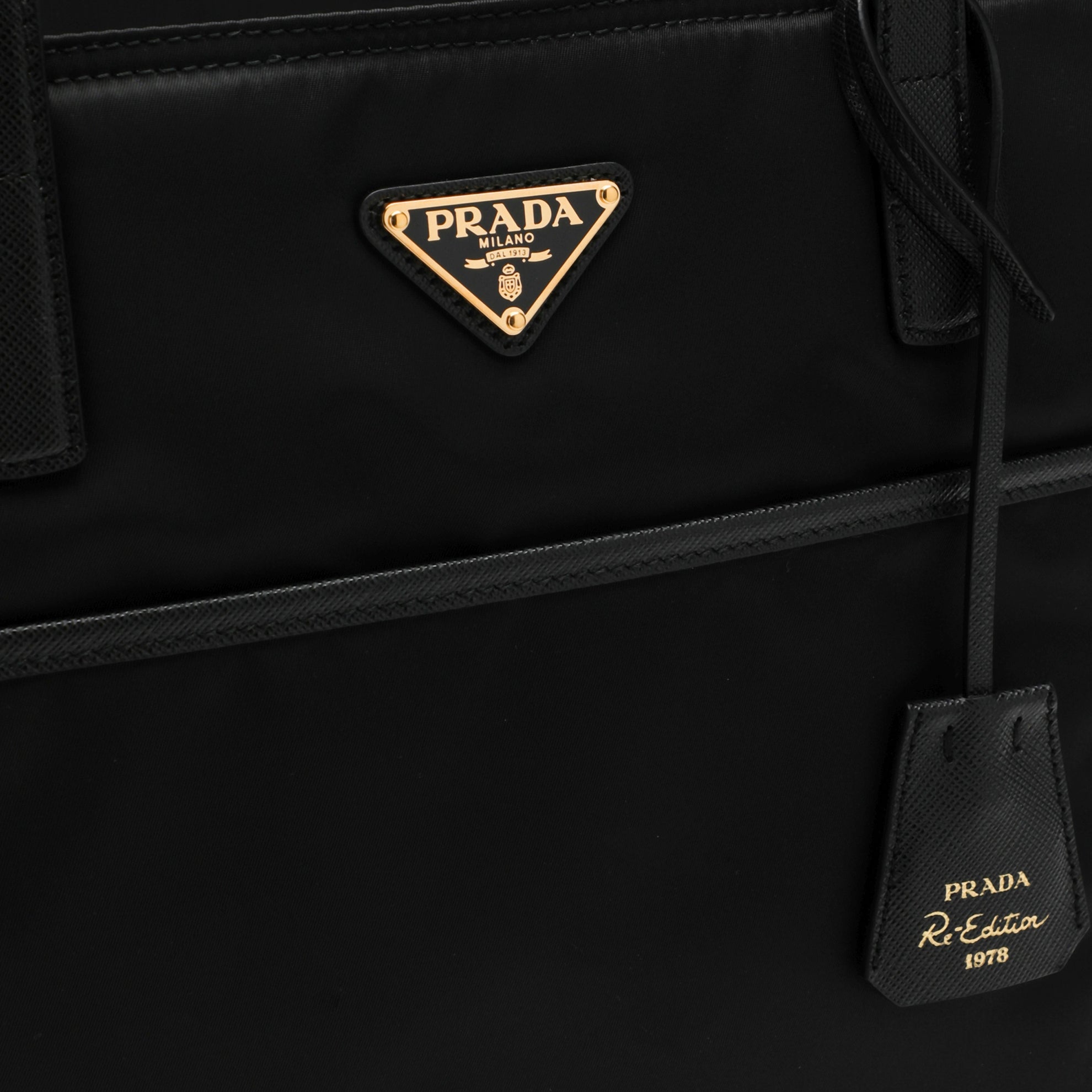 Borsa shopping large nera Re-Edition 1978 in Re-Nylon e Saffiano