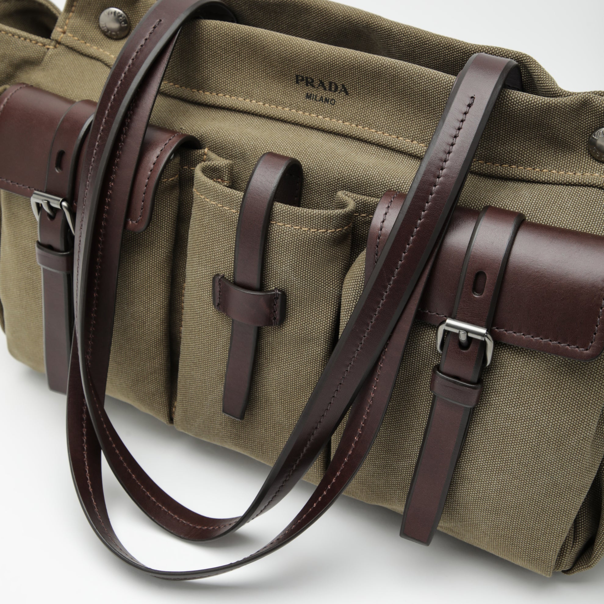 Borsa shopping Prada Route large in canvas e pelle militare