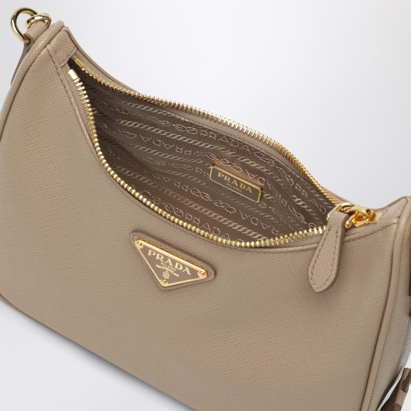 Borsa Re-Edition 2005 beige cammeo in pelle