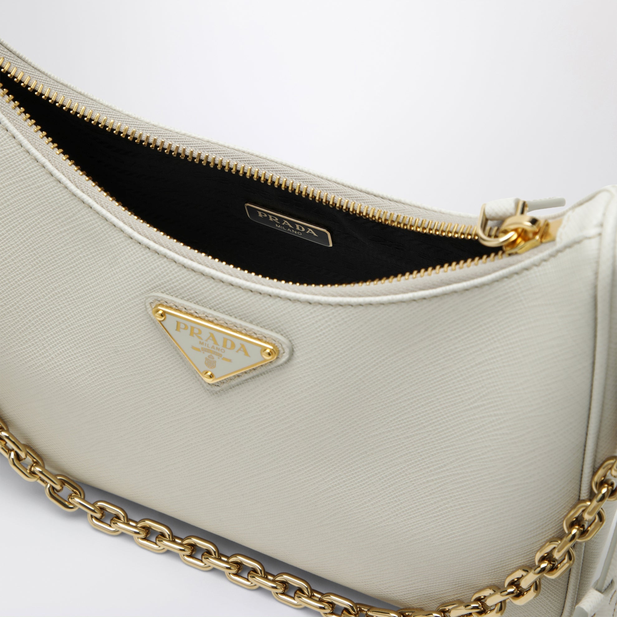 Borsa Re-Edition 2005 color talco in pelle