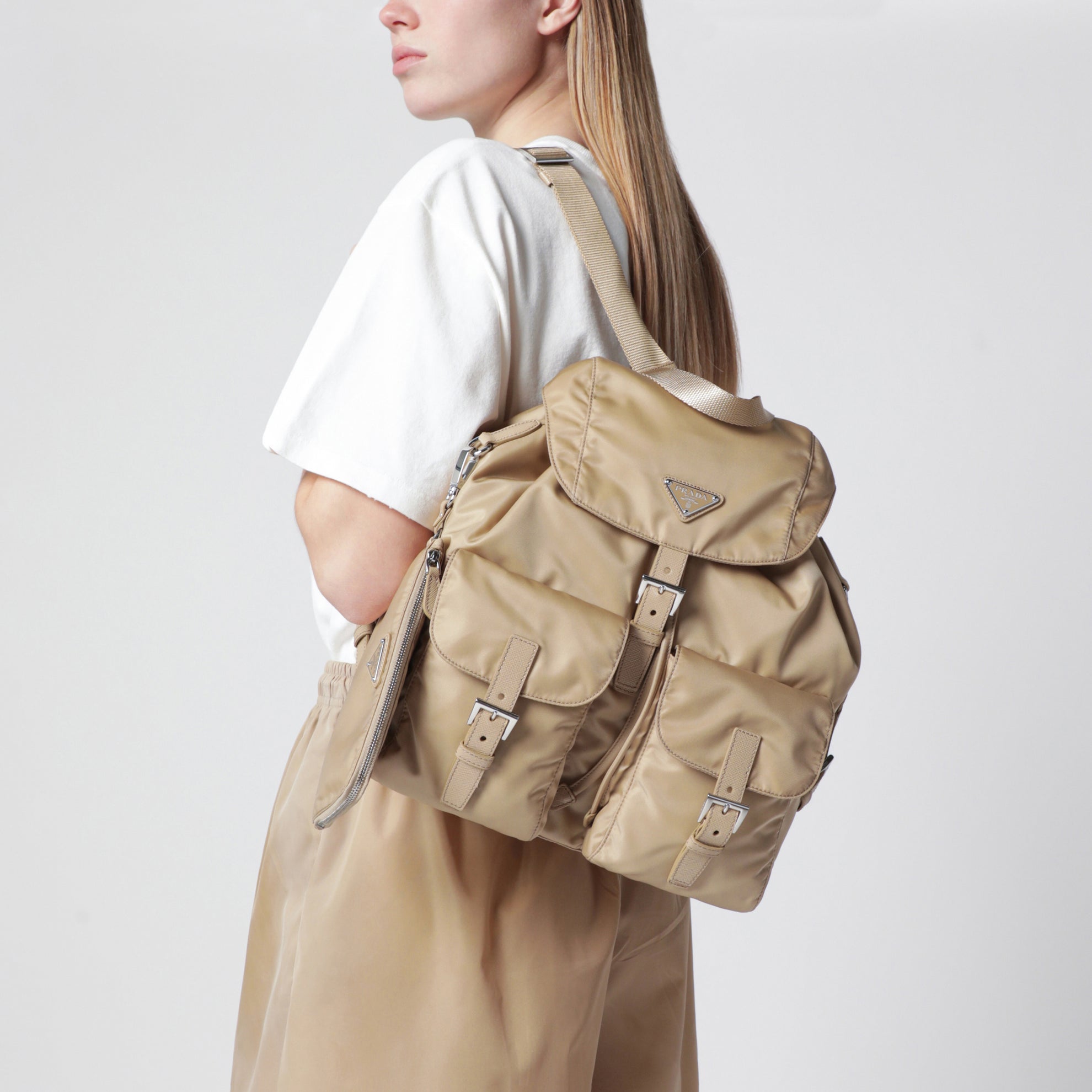 Zaino in Re-Nylon e Saffiano con pouch Cammello