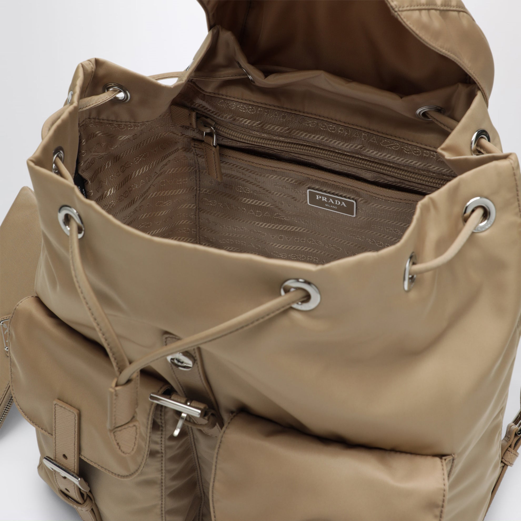 Zaino in Re-Nylon e Saffiano con pouch Cammello