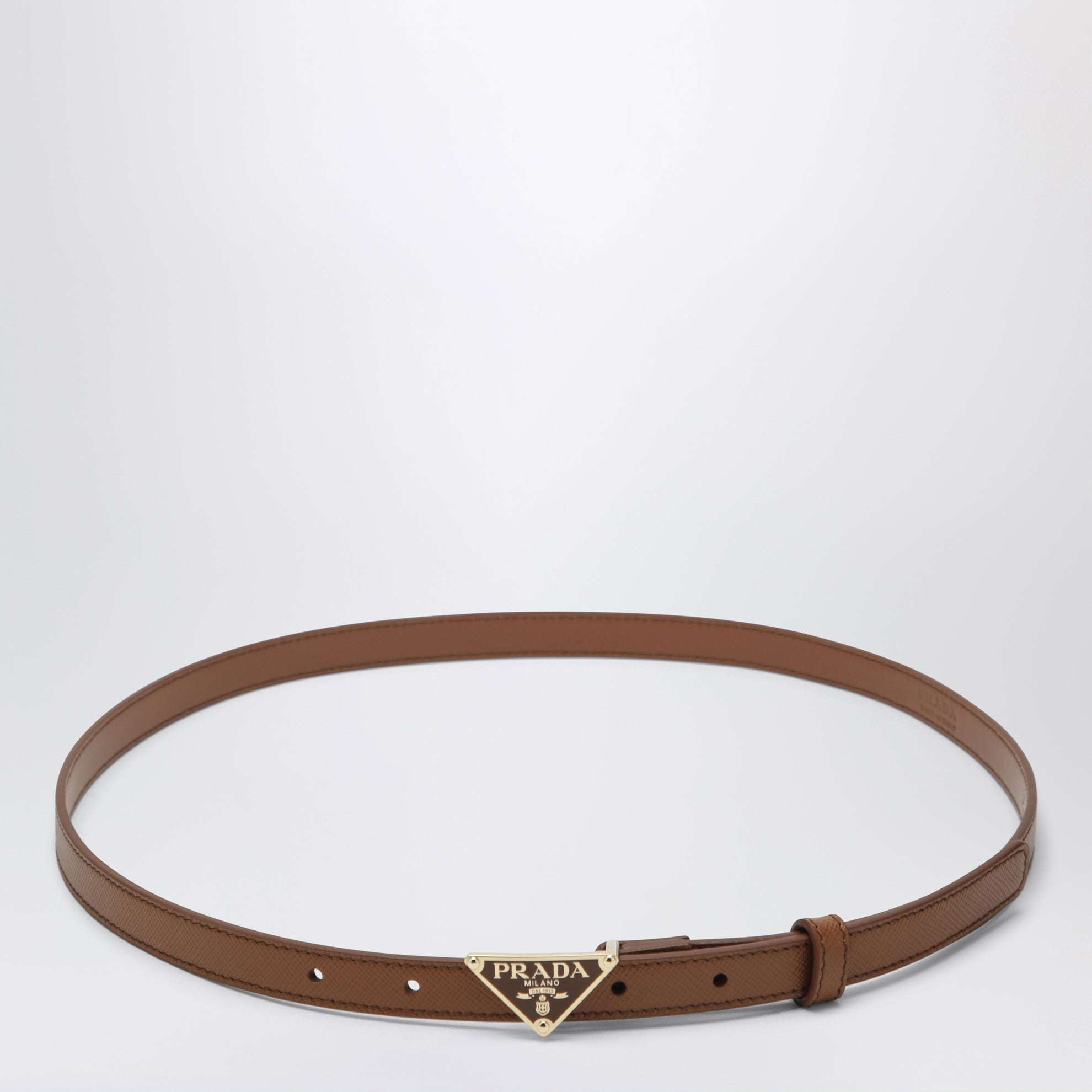 Cintura color Cognac in Saffiano con triangolo logo